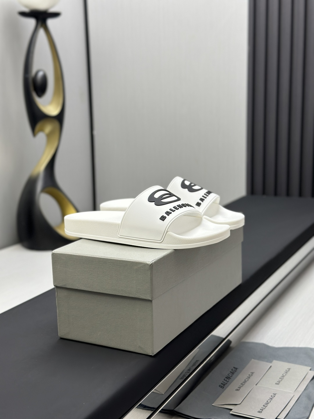 Balenciaga Female Basic Shoes M-l