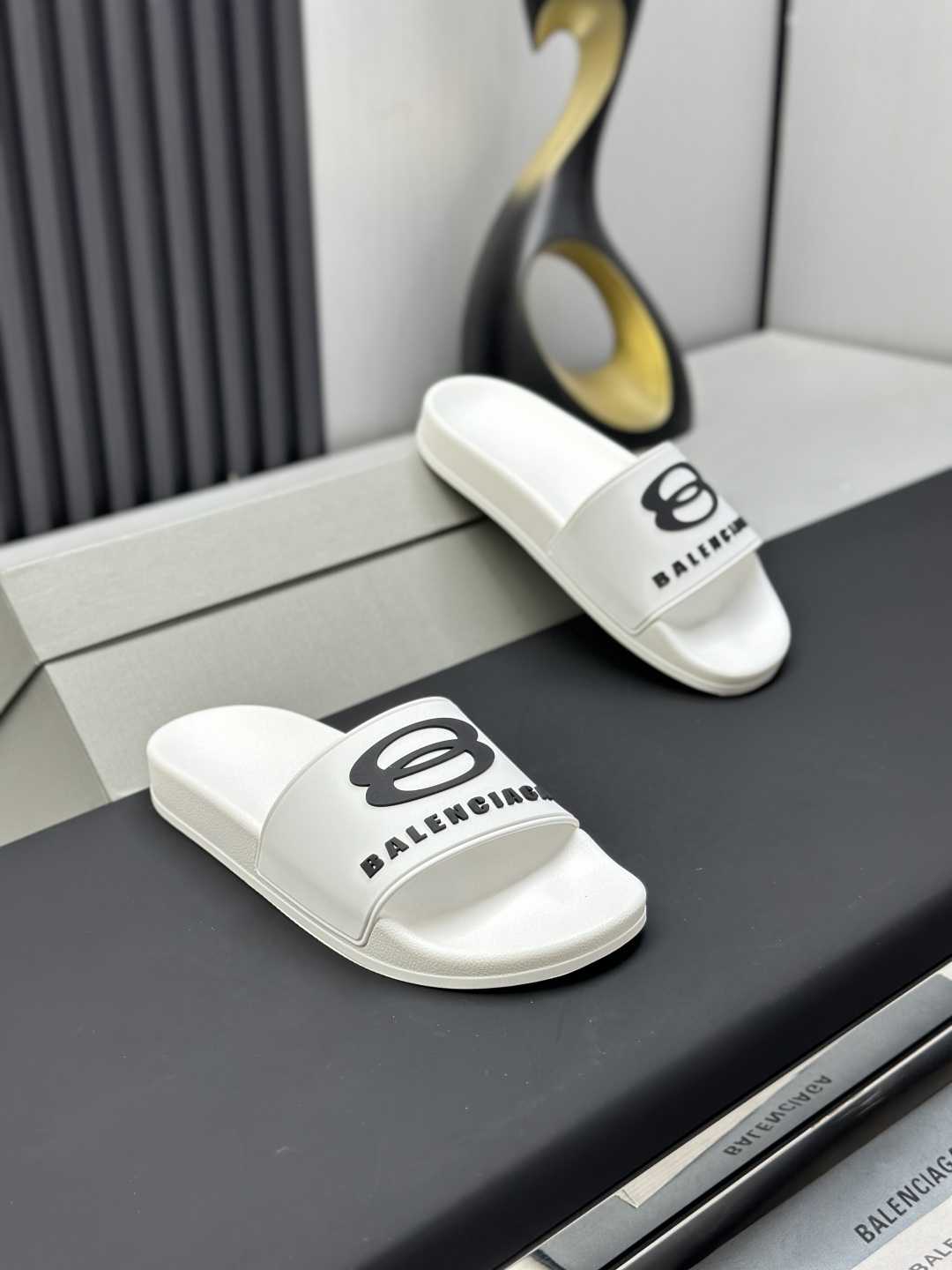 Balenciaga Female Basic Shoes M-l