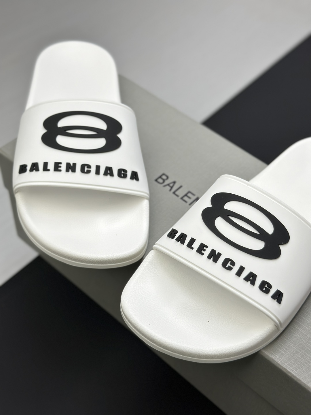 Balenciaga Female Basic Shoes M-l