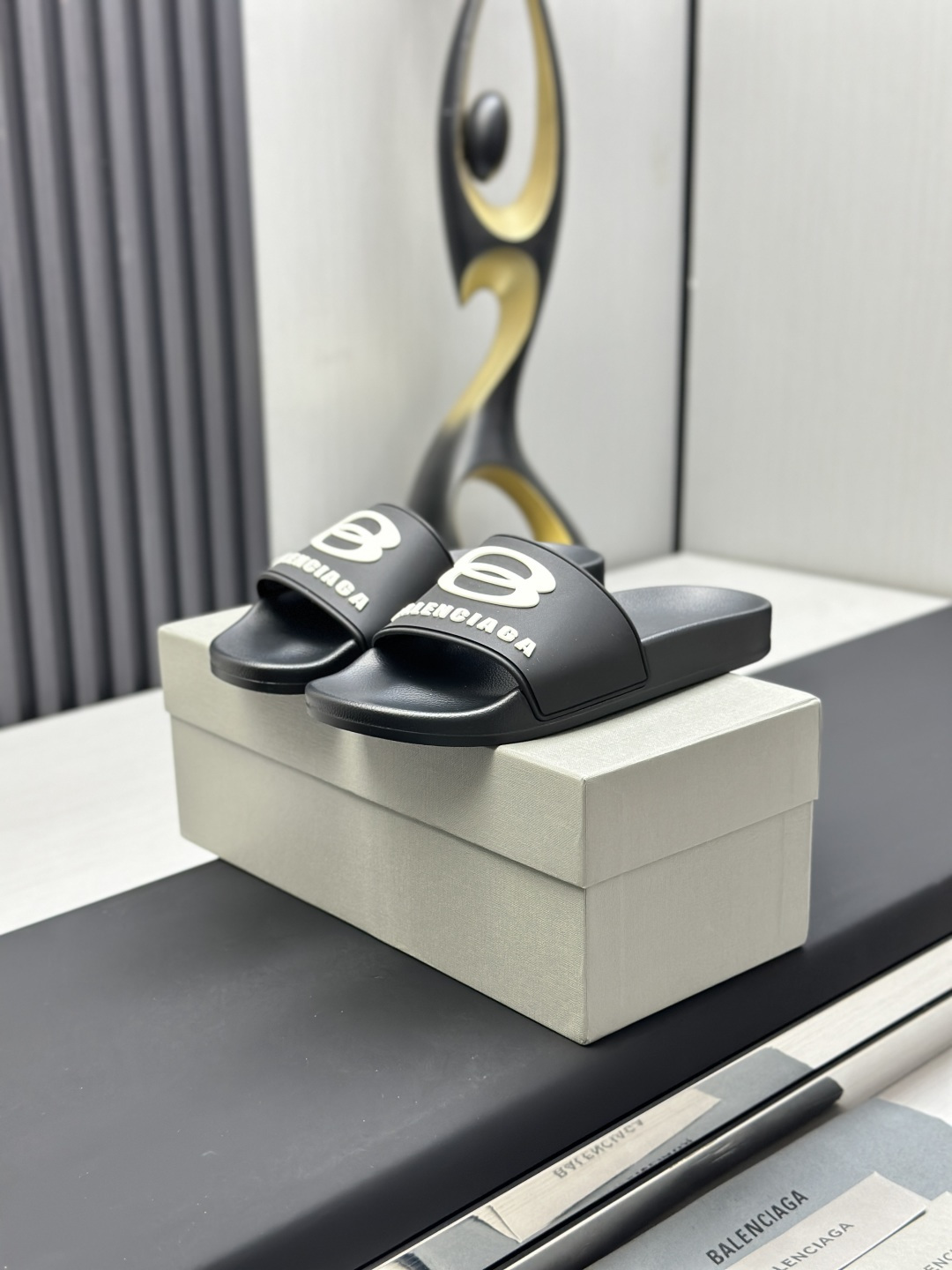 Balenciaga Female Basic Shoes M-l