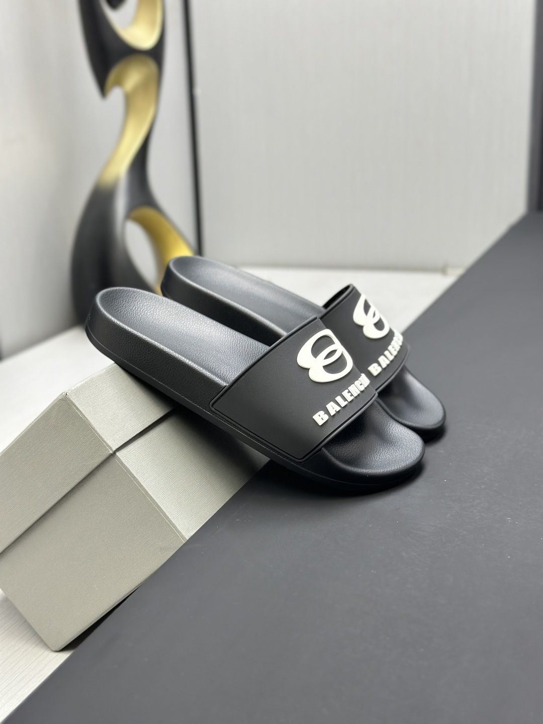 Balenciaga Female Basic Shoes M-l