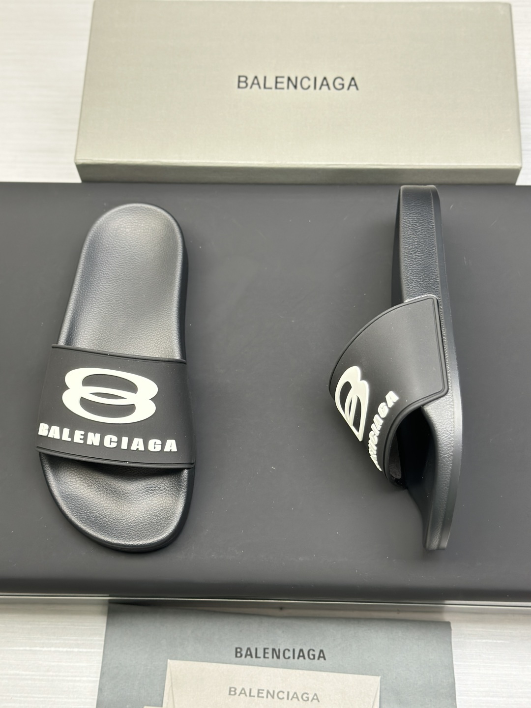 Balenciaga Female Basic Shoes M-l