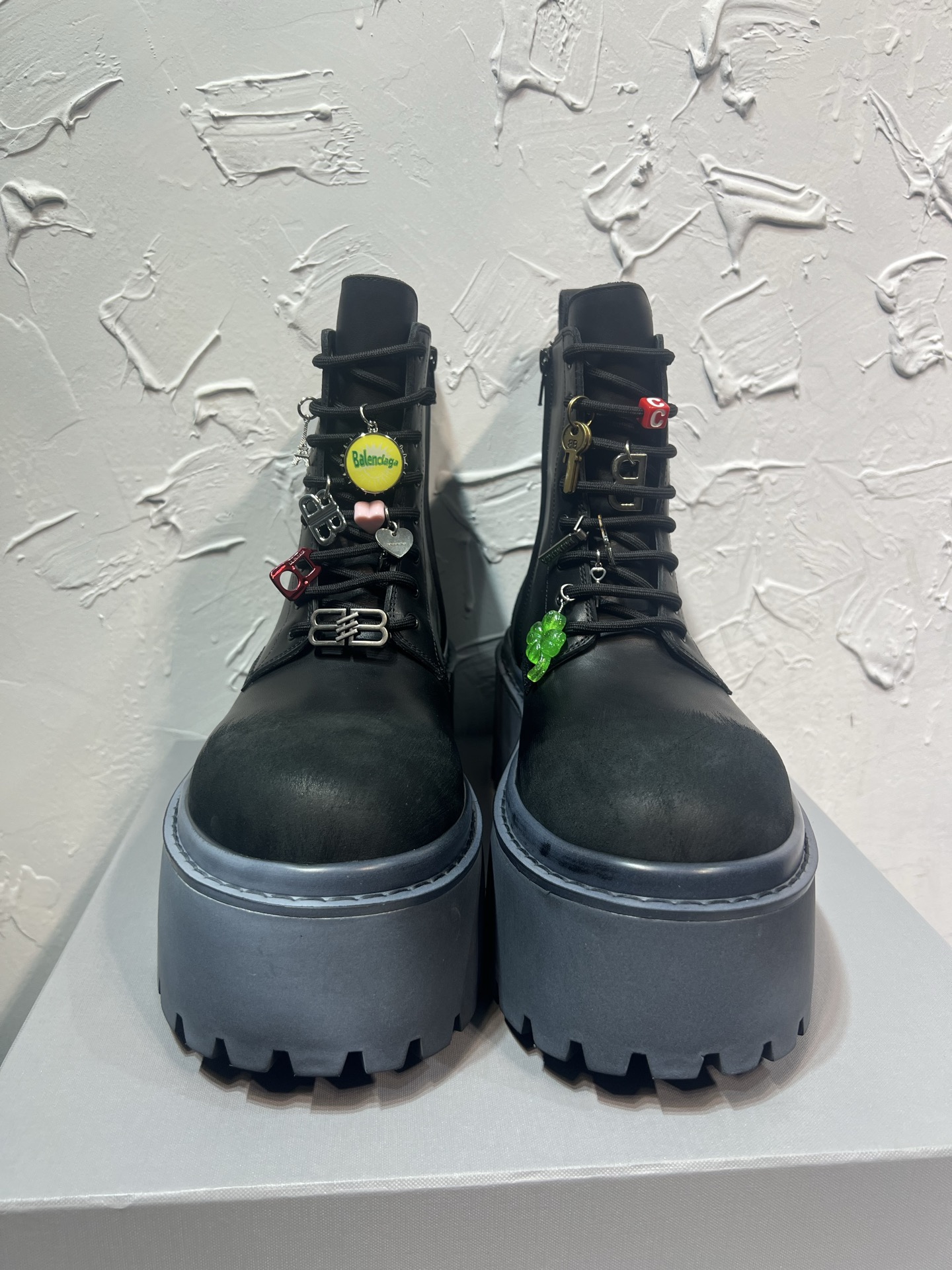 Dr. Martens Male Boots Cow Leather Black M-l-s