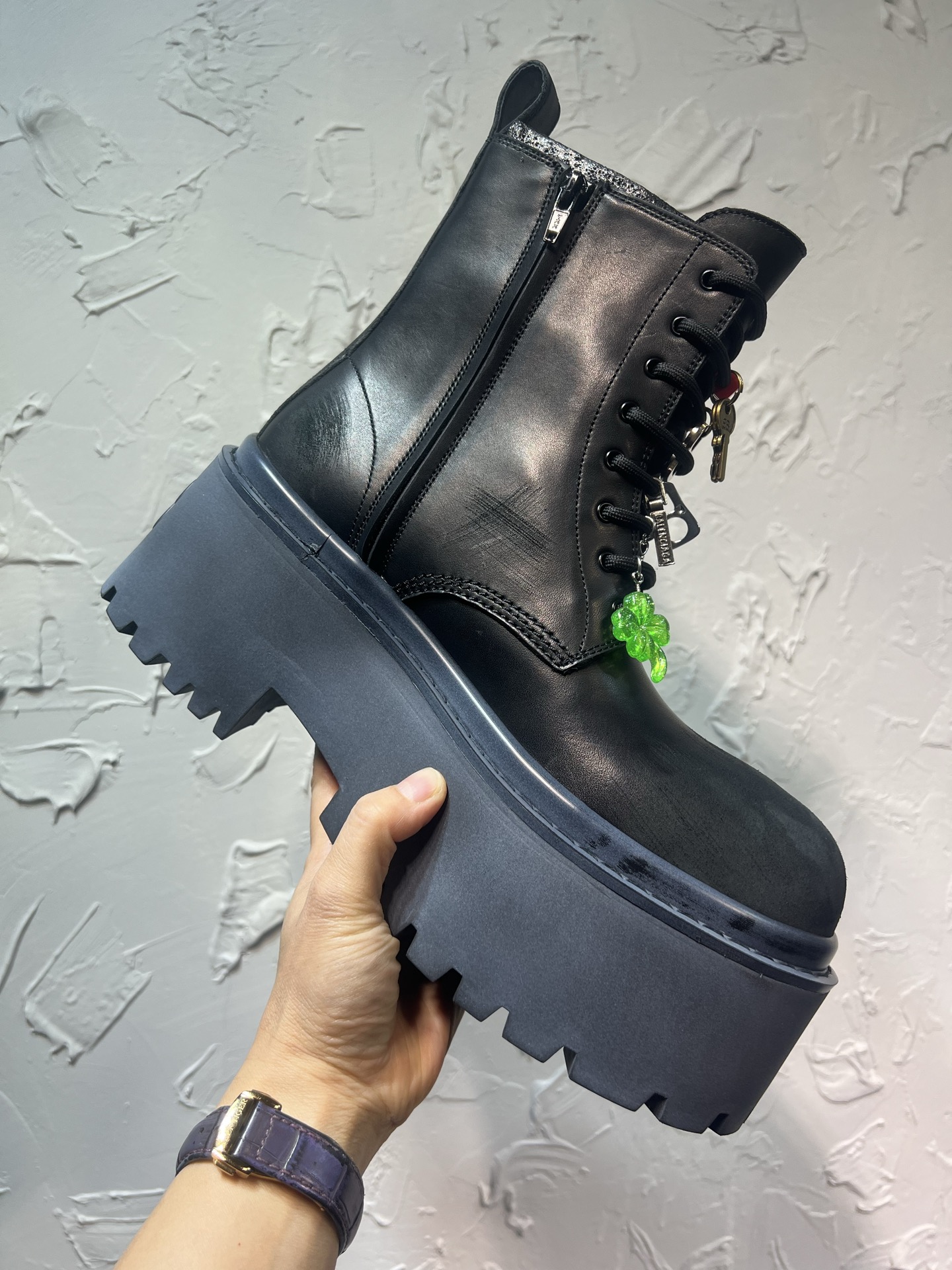 Dr. Martens Male Boots Cow Leather Black M-l-s