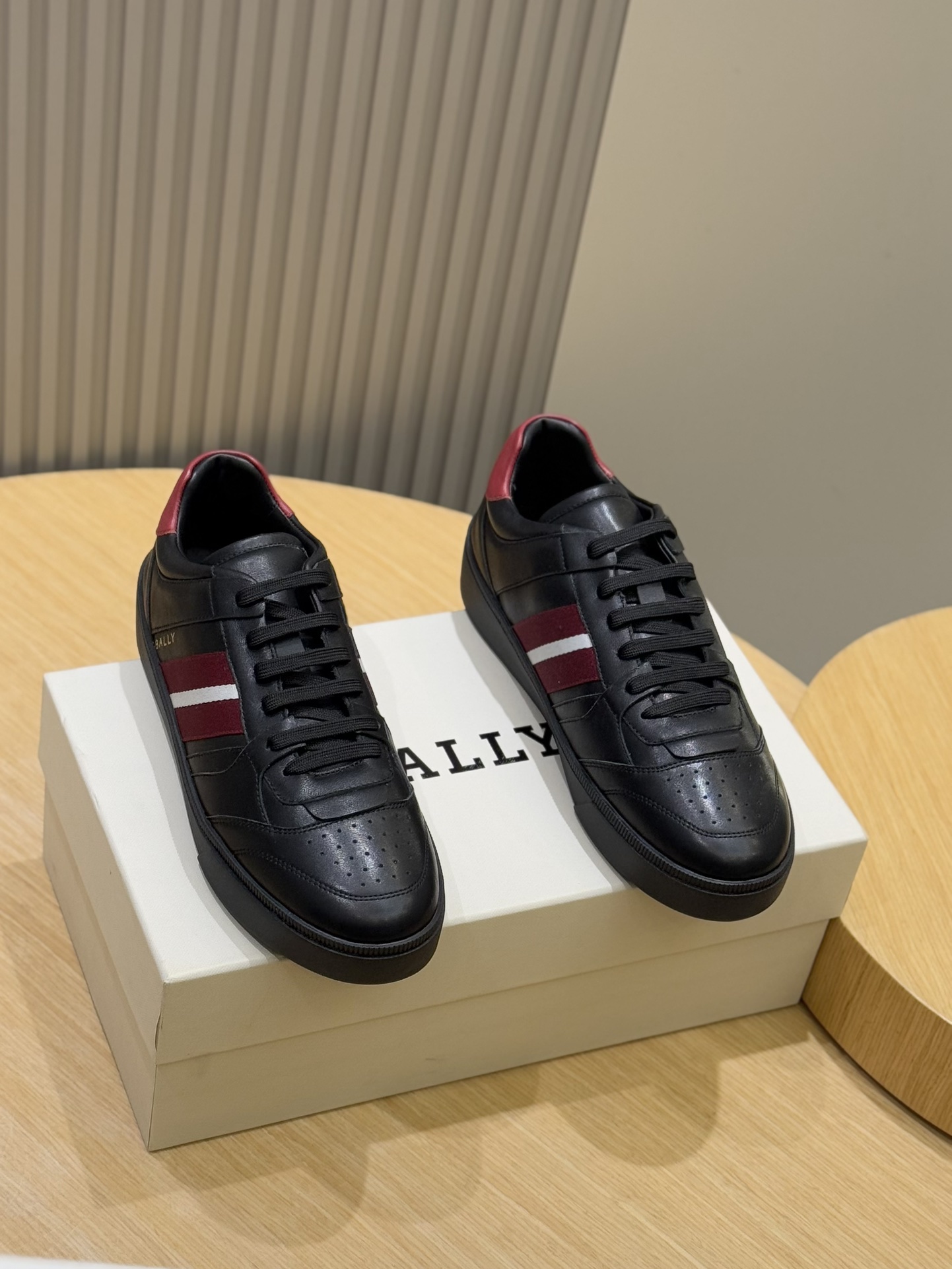 Bally Male Sneakers L-s
