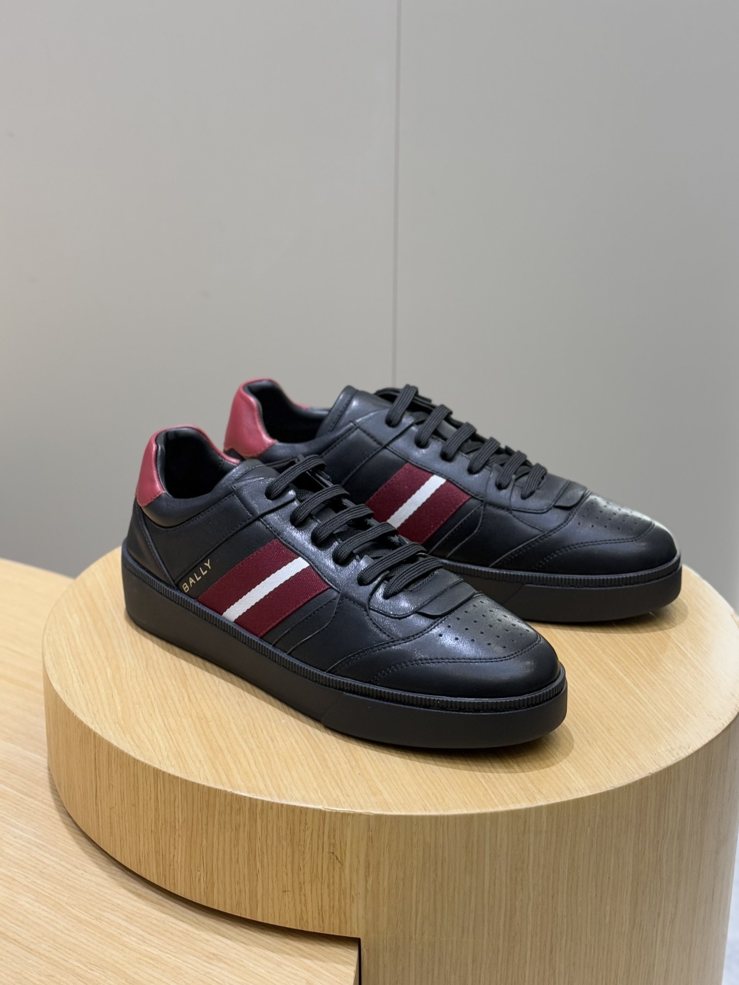 Bally Male Sneakers L-s