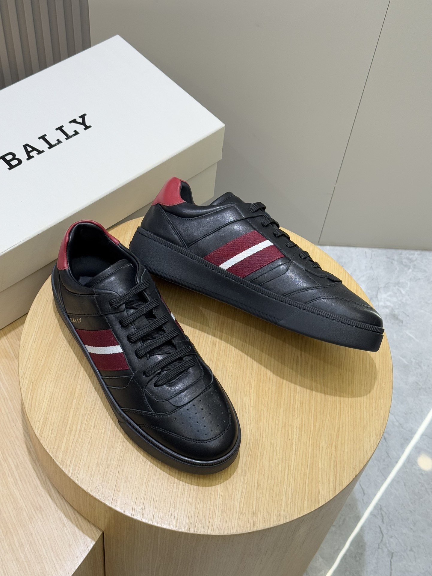 Bally Male Sneakers L-s