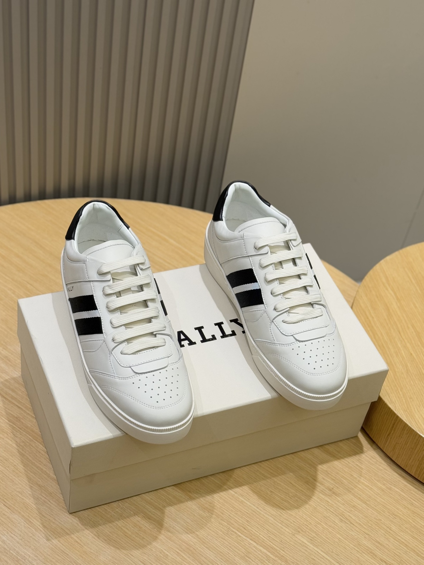 Bally Male Sneakers L-s