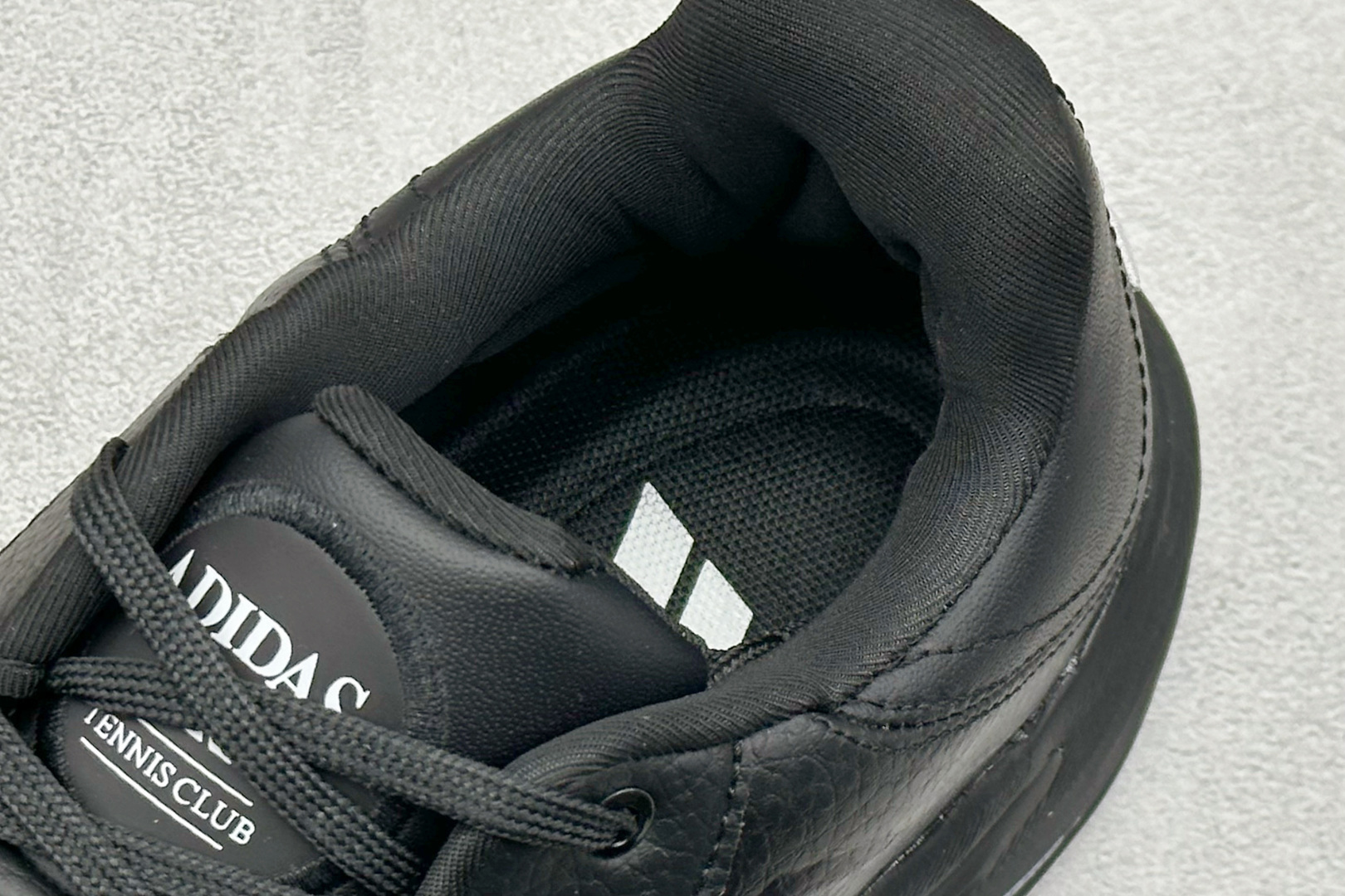 Adidas Basic Shoes M-l