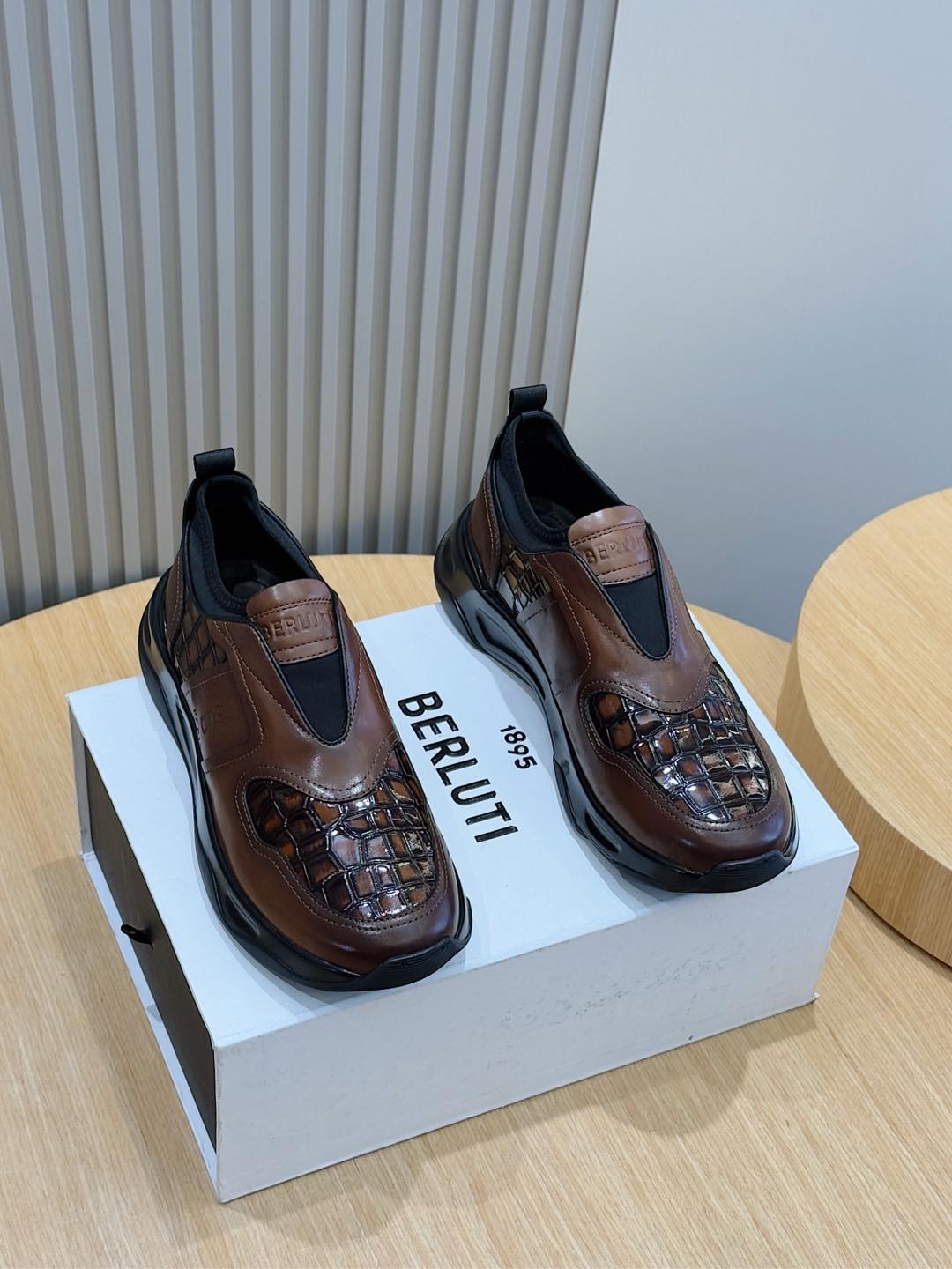 Calvin Klein Male Sneakers L-s