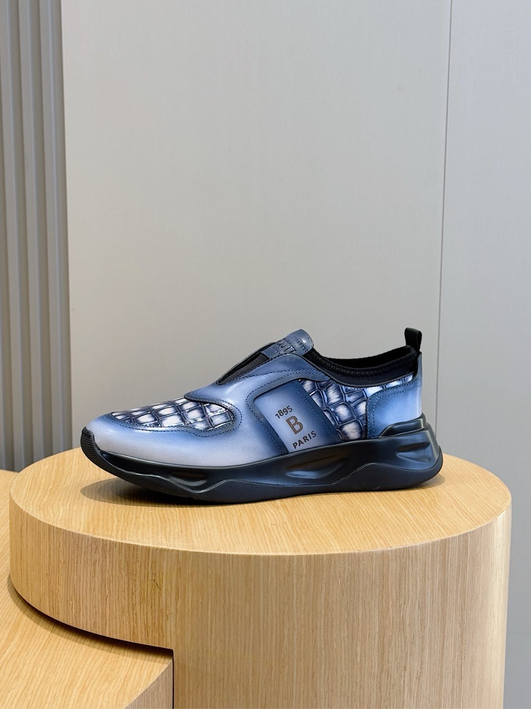 Calvin Klein Male Sneakers L-s