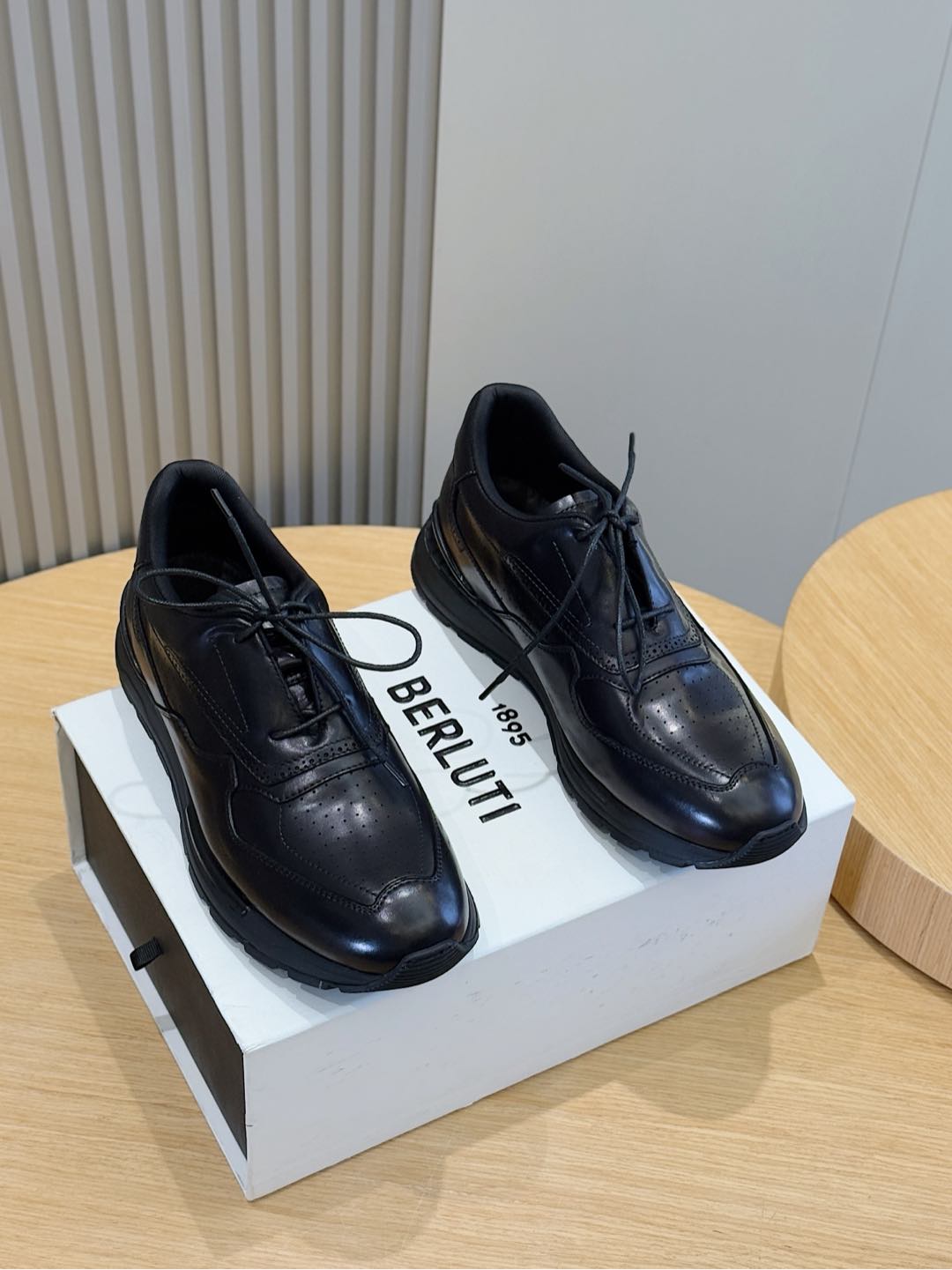 Calvin Klein Male Sneakers L-s