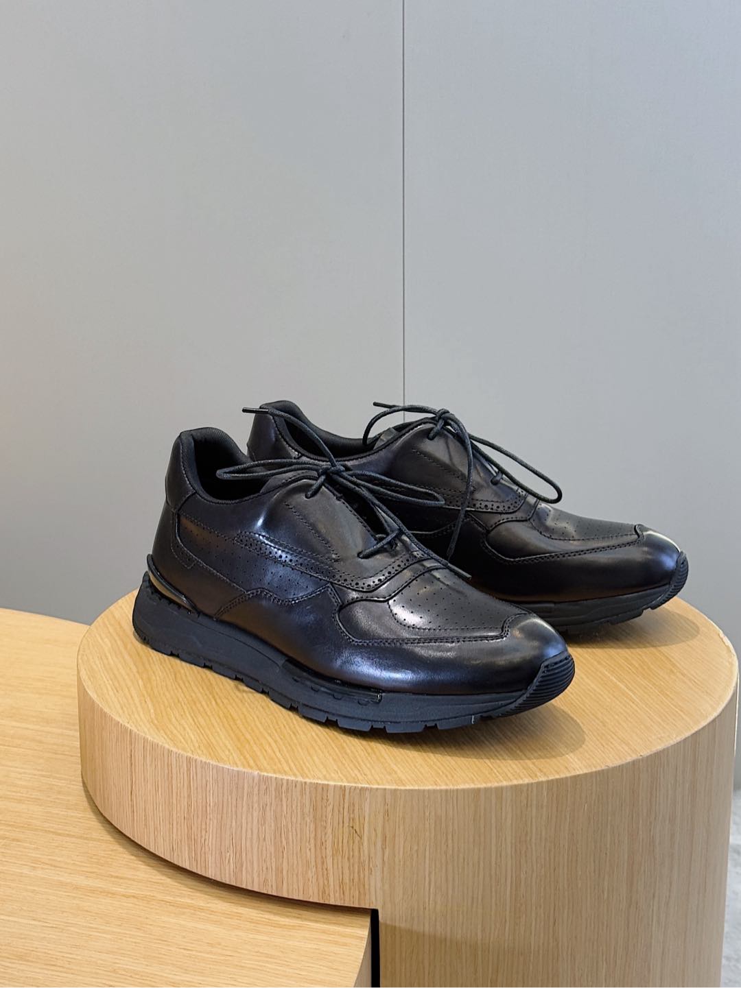 Calvin Klein Male Sneakers L-s