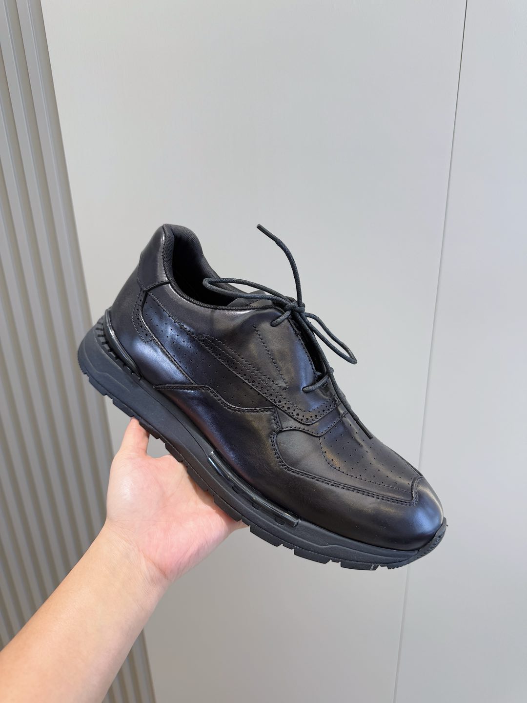 Calvin Klein Male Sneakers L-s