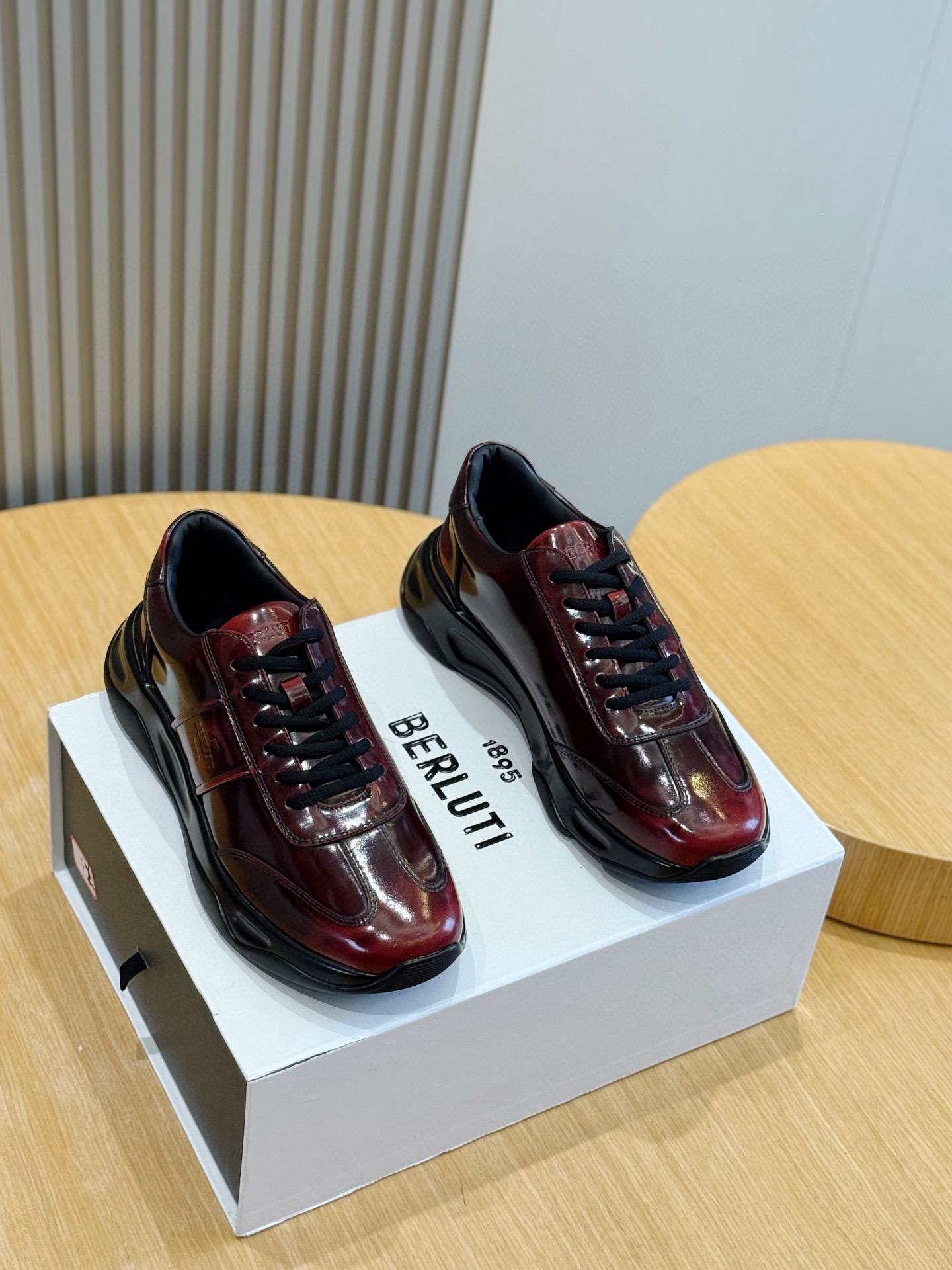 Calvin Klein Male Sneakers L-s