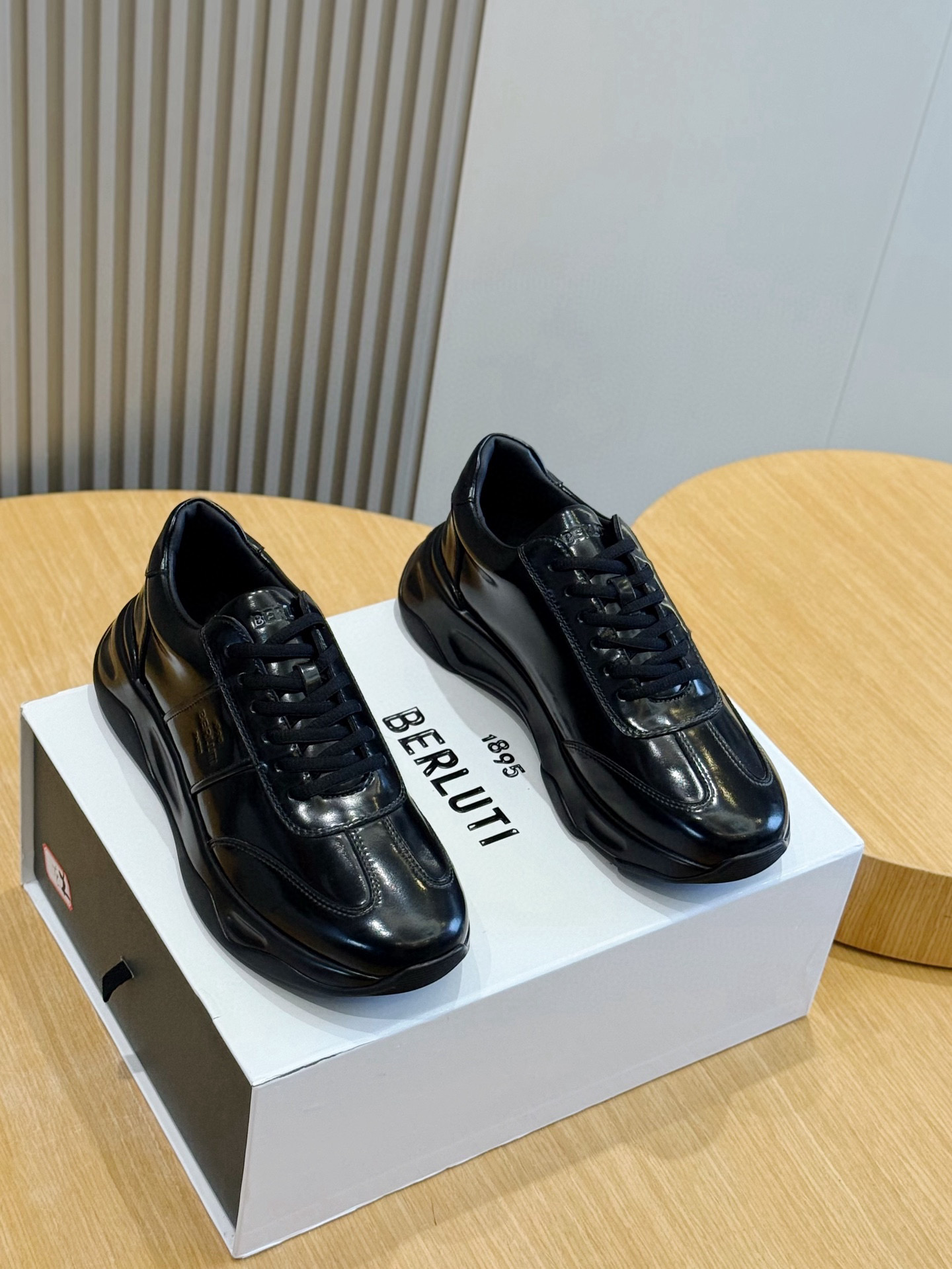 Calvin Klein Male Sneakers L-s