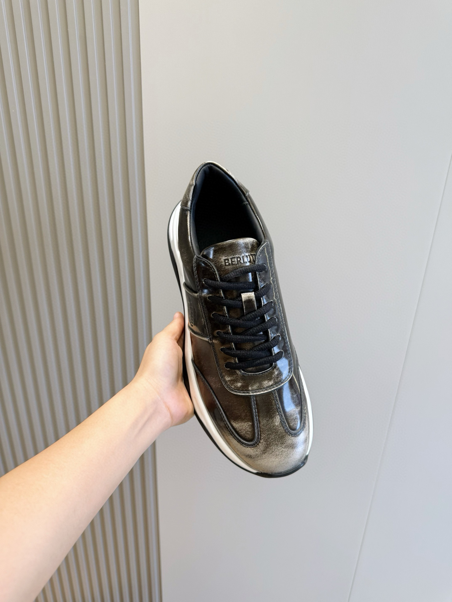 Calvin Klein Male Sneakers L-s