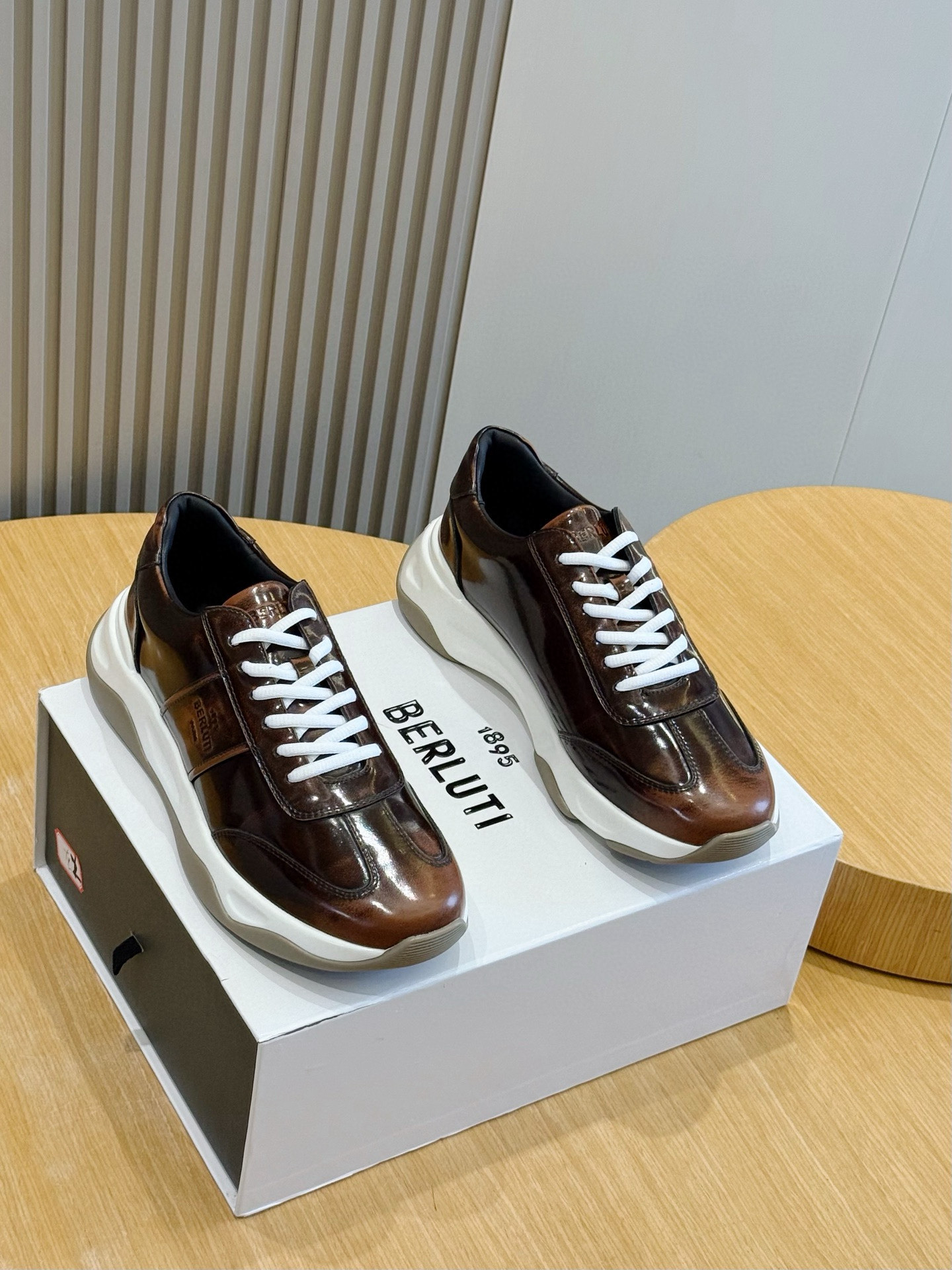 Calvin Klein Male Sneakers L-s