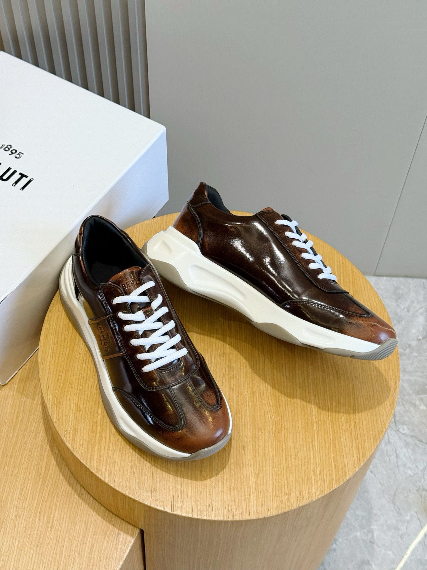 Calvin Klein Male Sneakers L-s