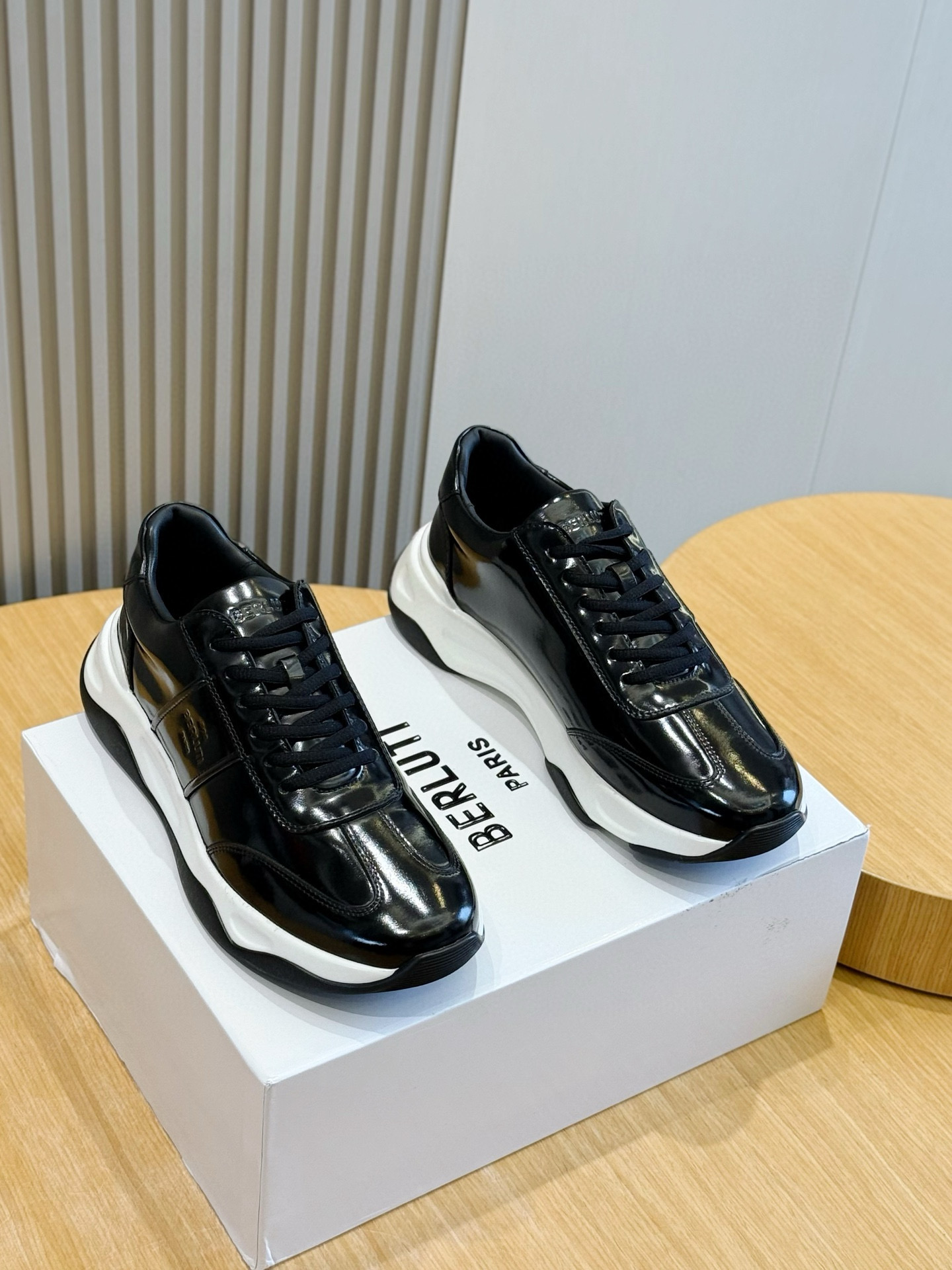 Calvin Klein Male Sneakers L-s