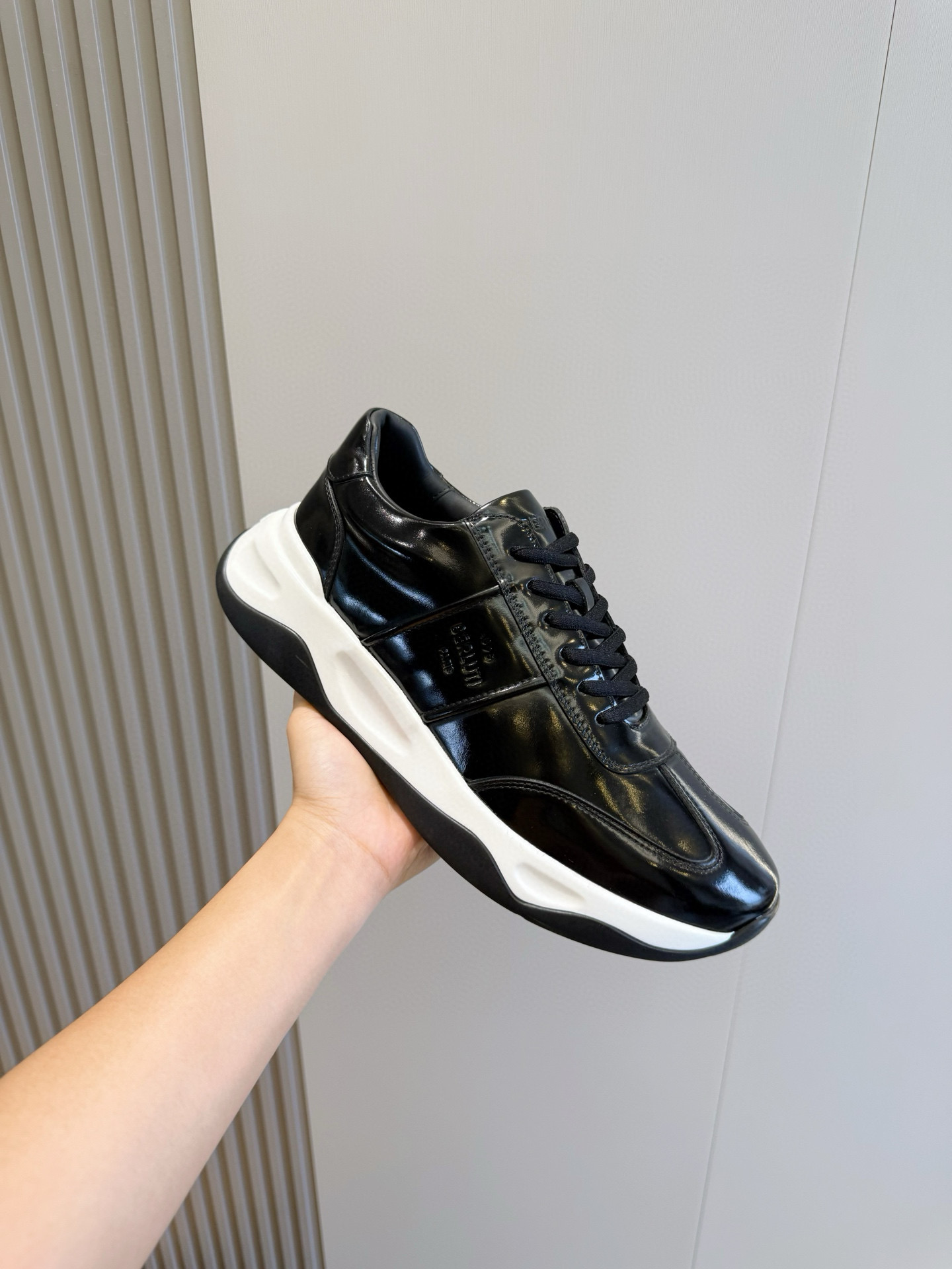 Calvin Klein Male Sneakers L-s