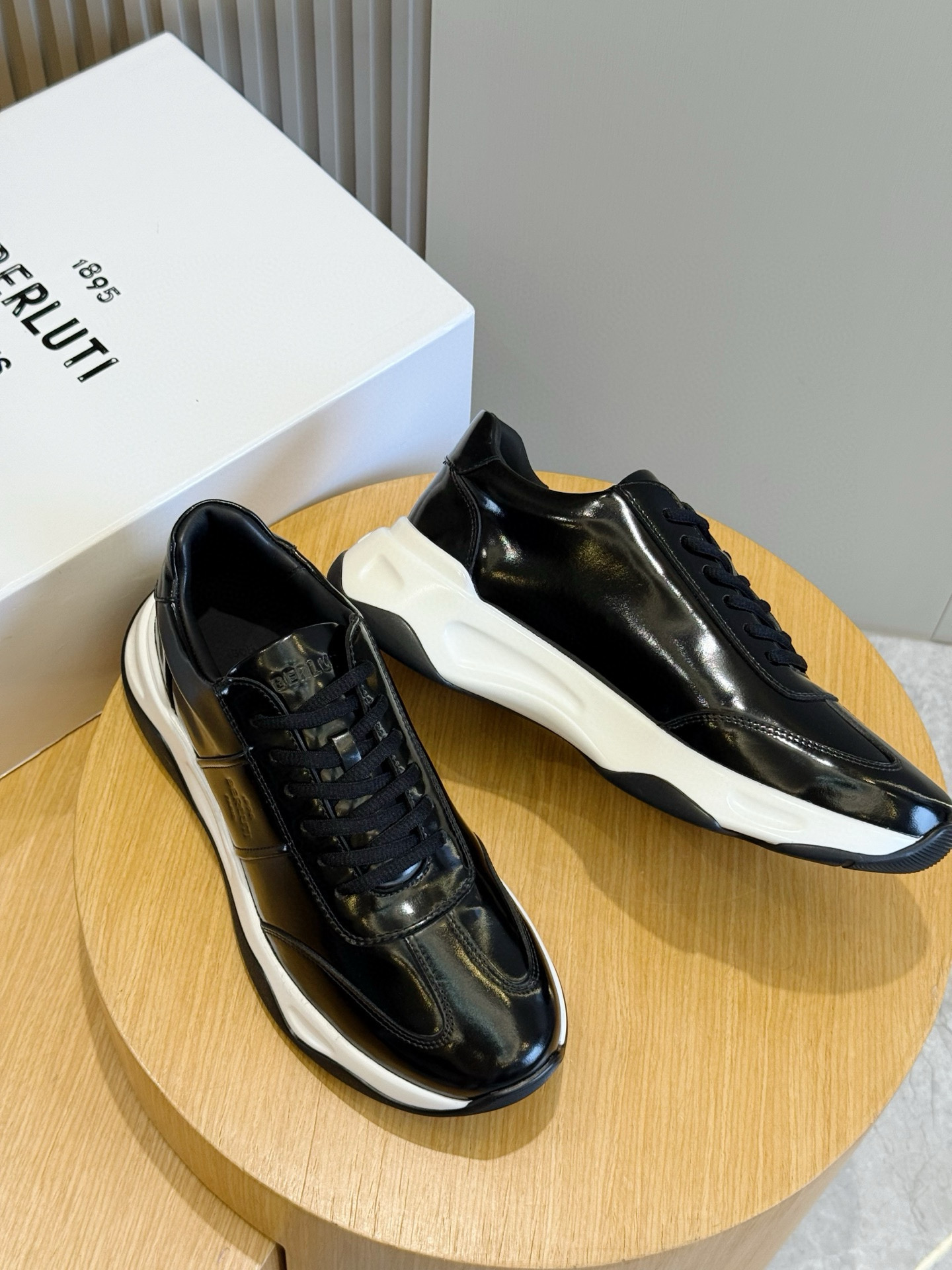 Calvin Klein Male Sneakers L-s