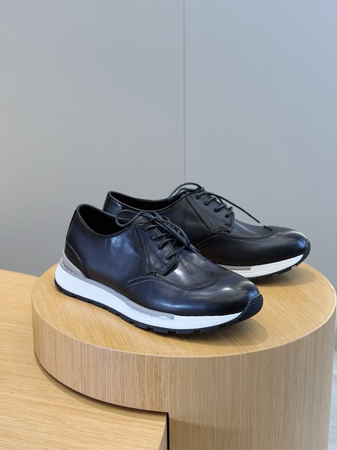 Calvin Klein Male Sneakers L-s