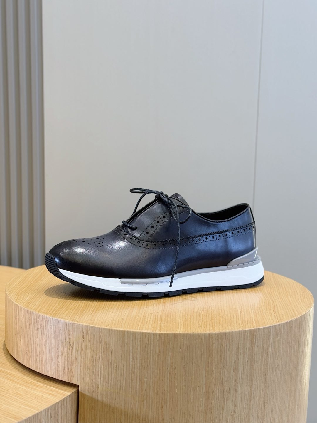 Calvin Klein Male Sneakers L-s