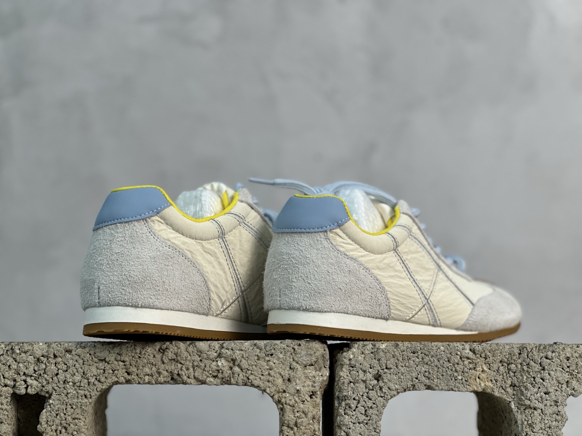 Female Basic Shoes M