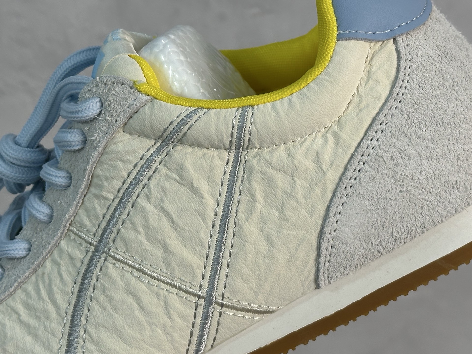 Female Basic Shoes M