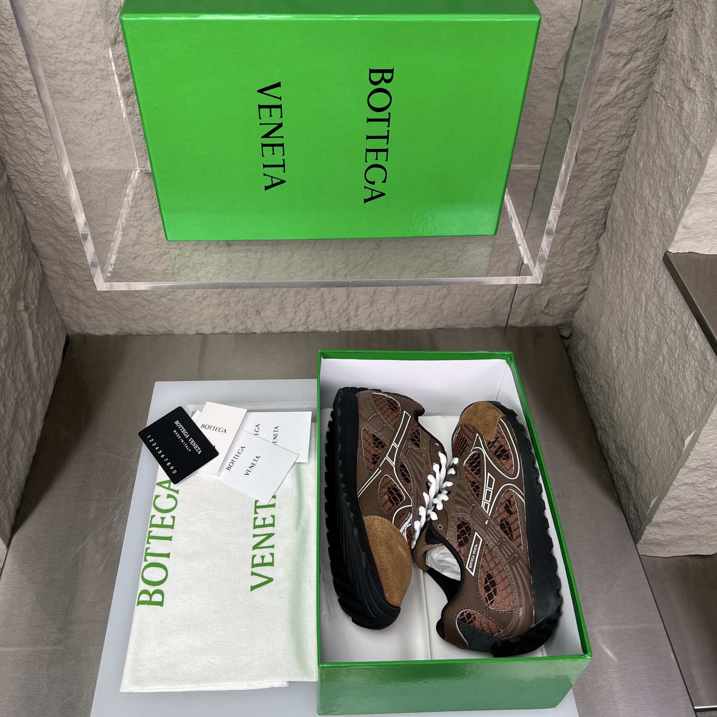 Bottega Veneta Couple Sneakers