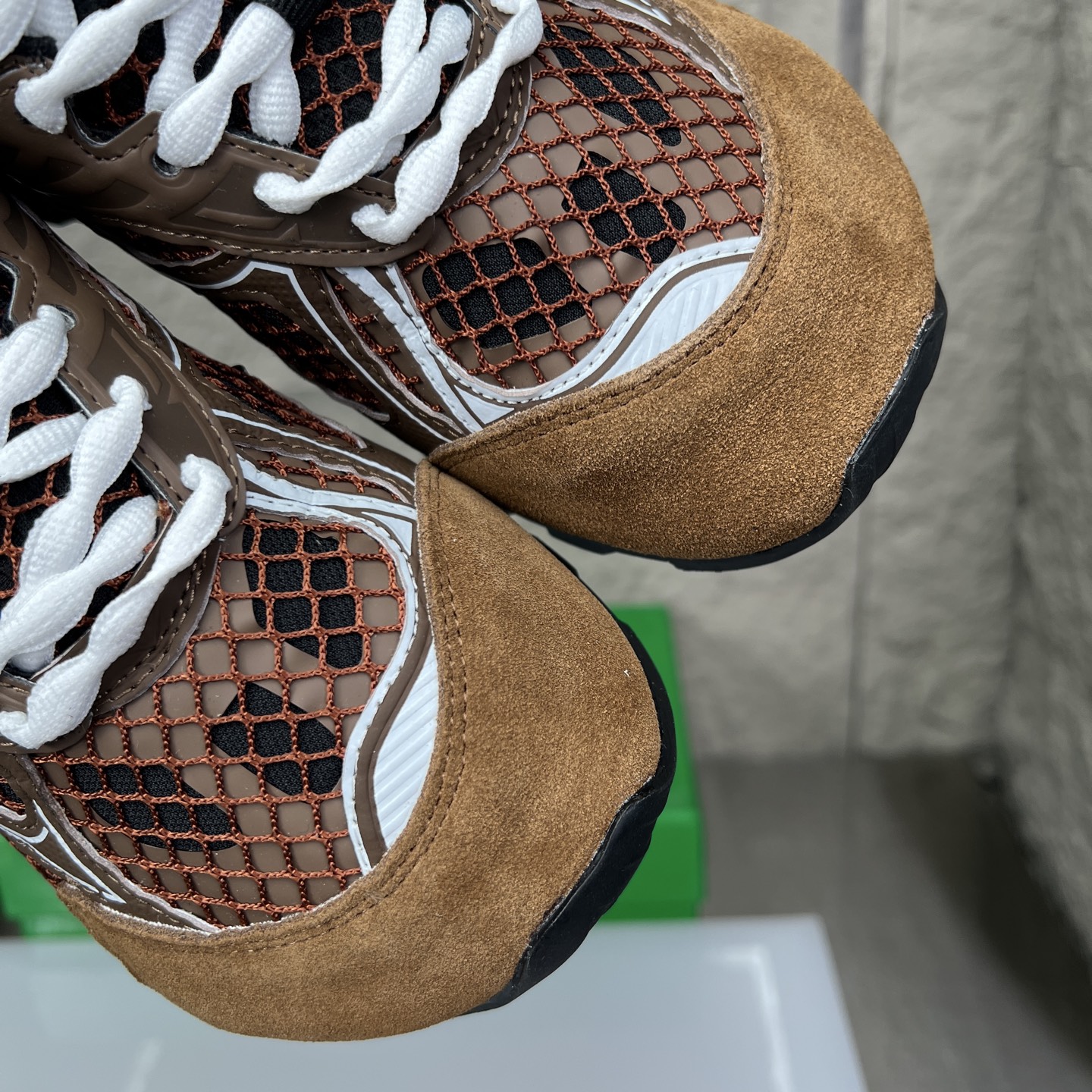 Bottega Veneta Couple Sneakers