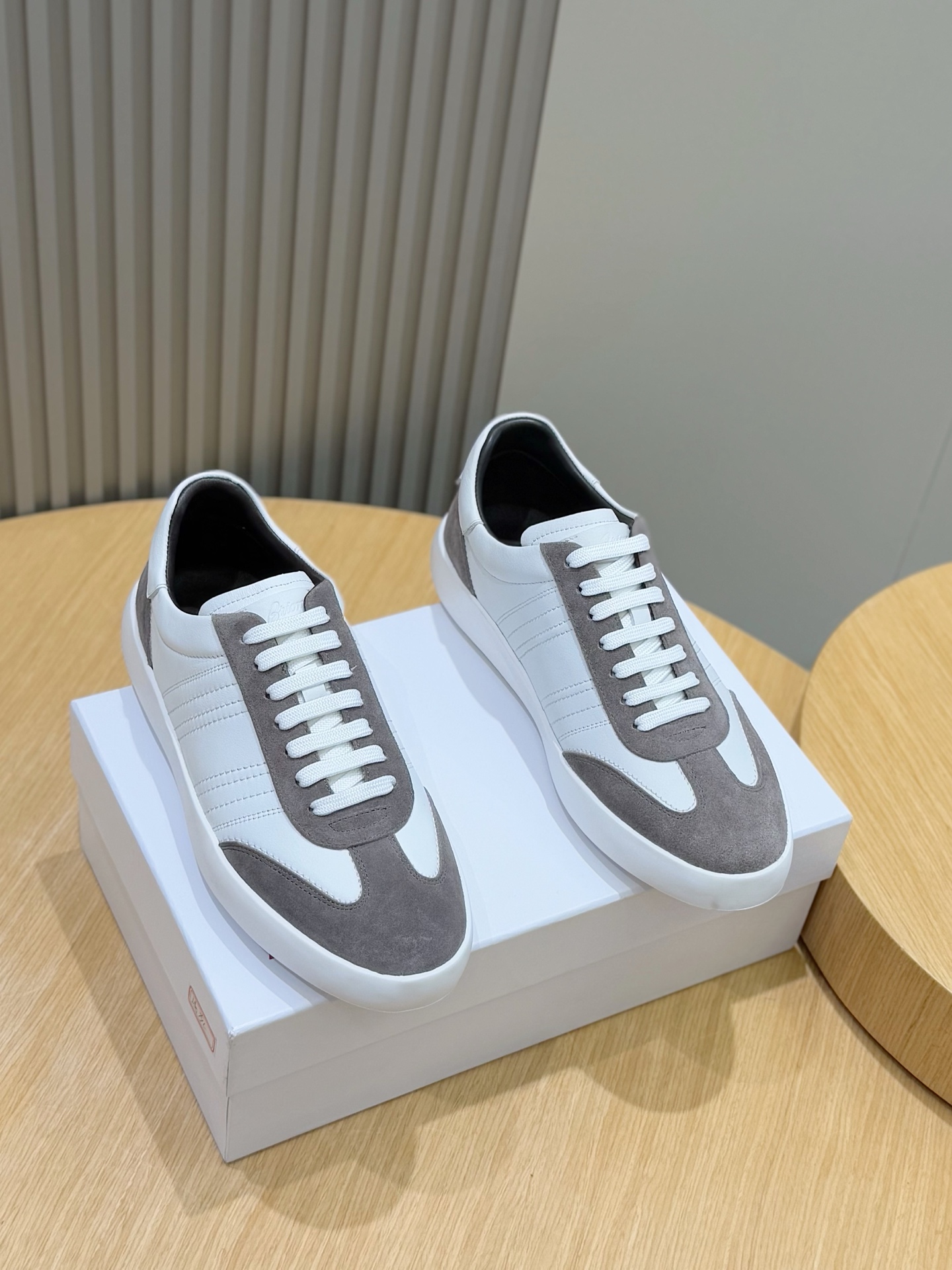 Male Sneakers M-s