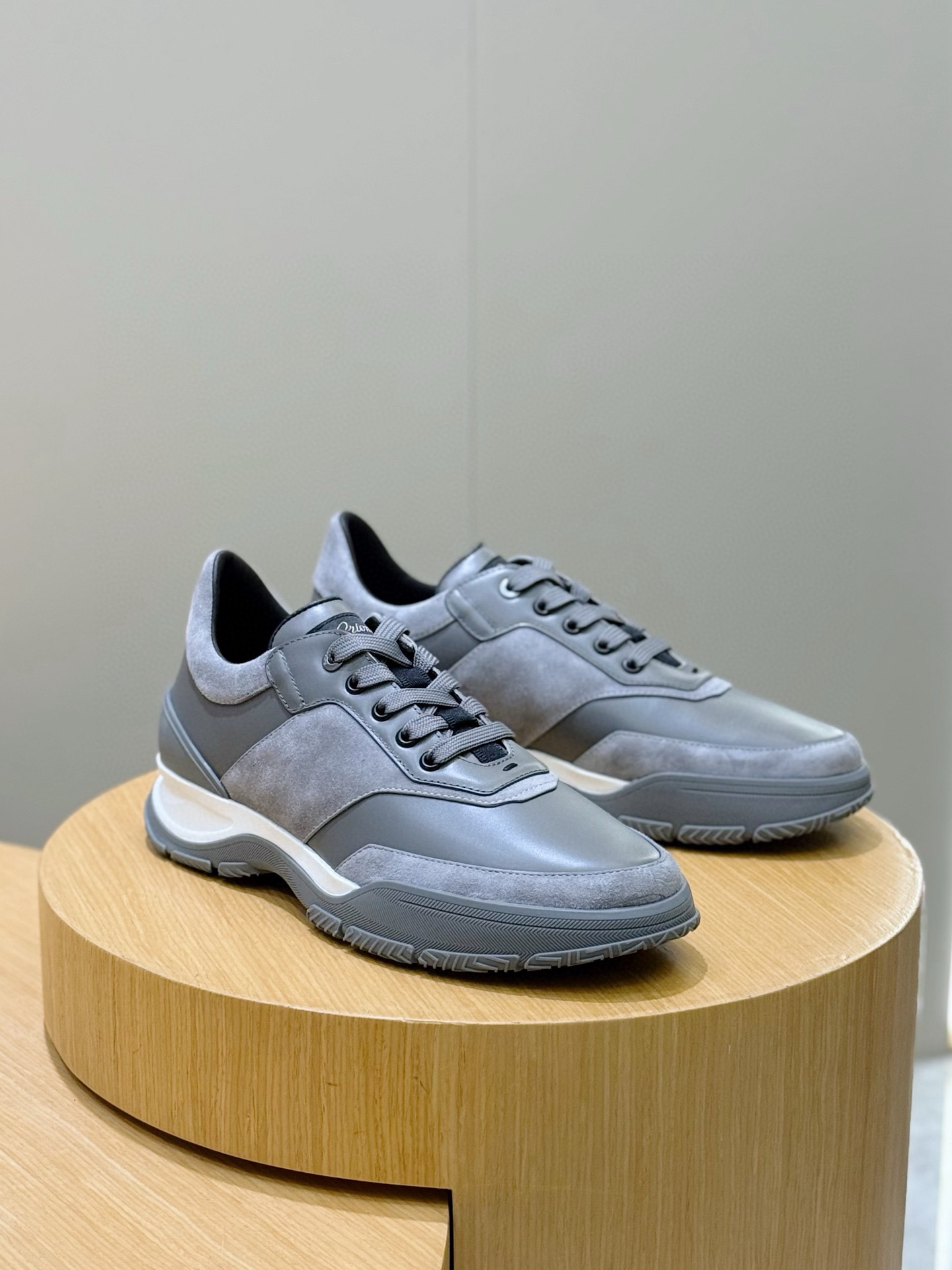 Male Sneakers M-s