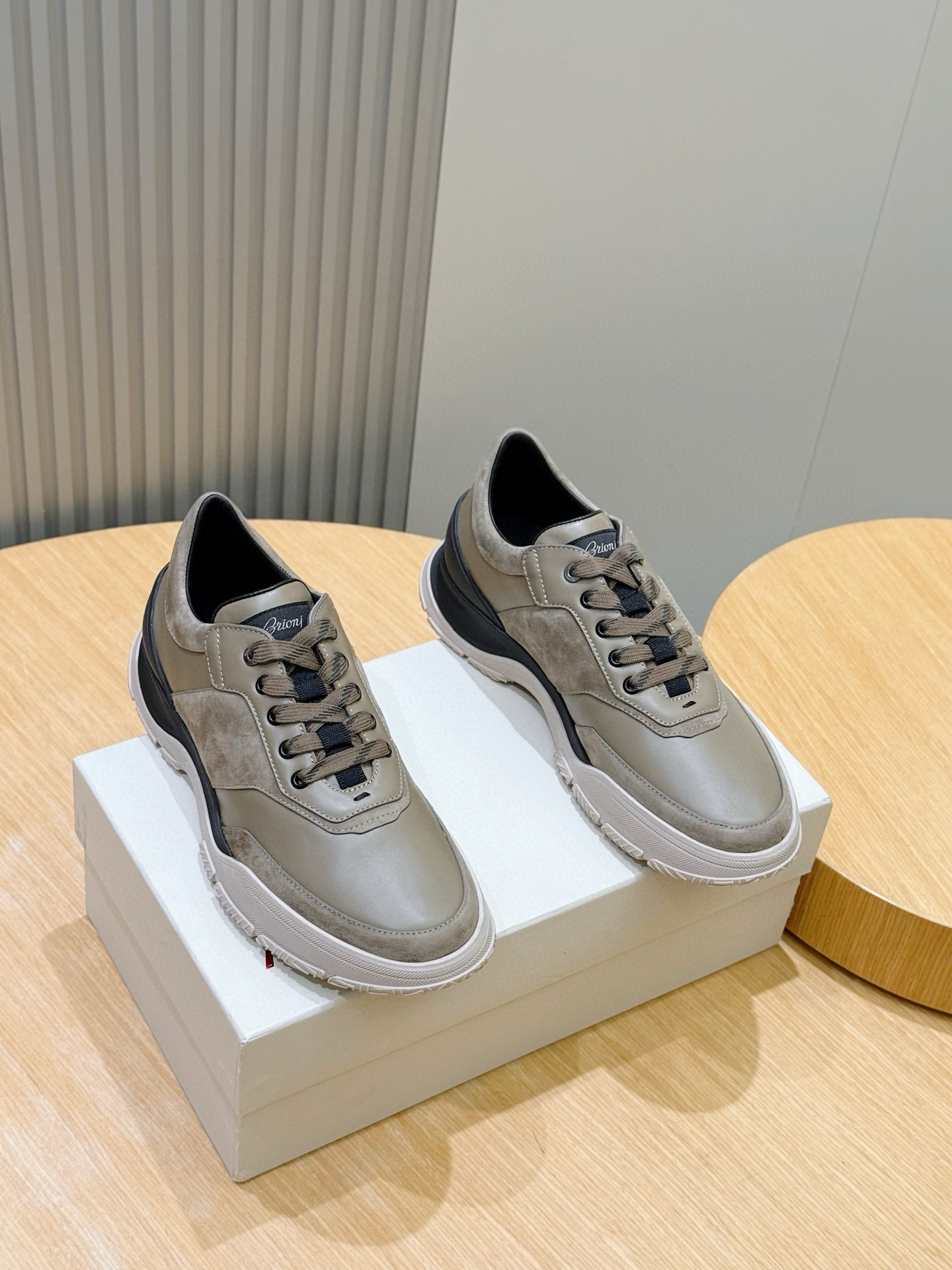Male Sneakers M-s