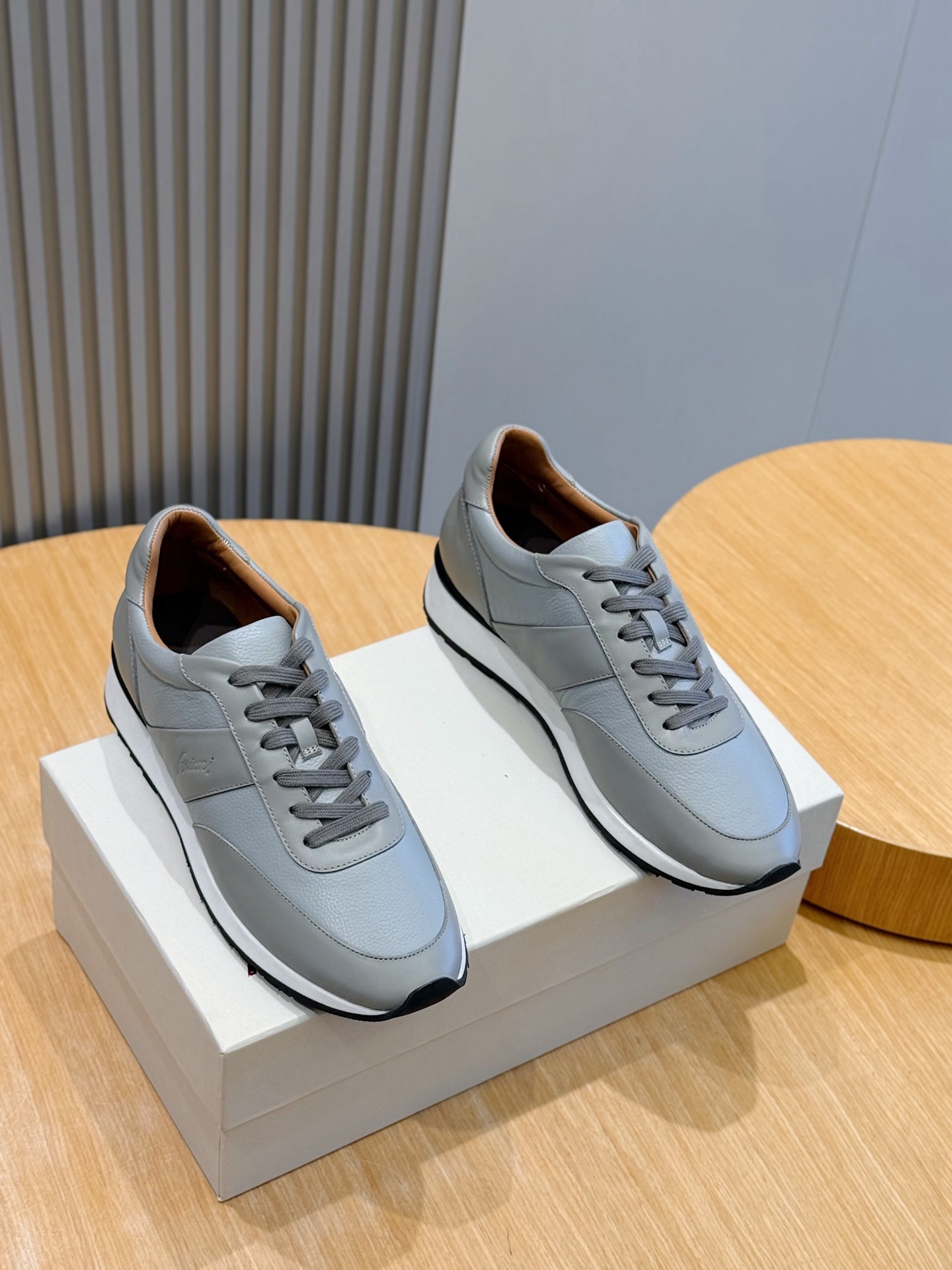 Male Sneakers M-s