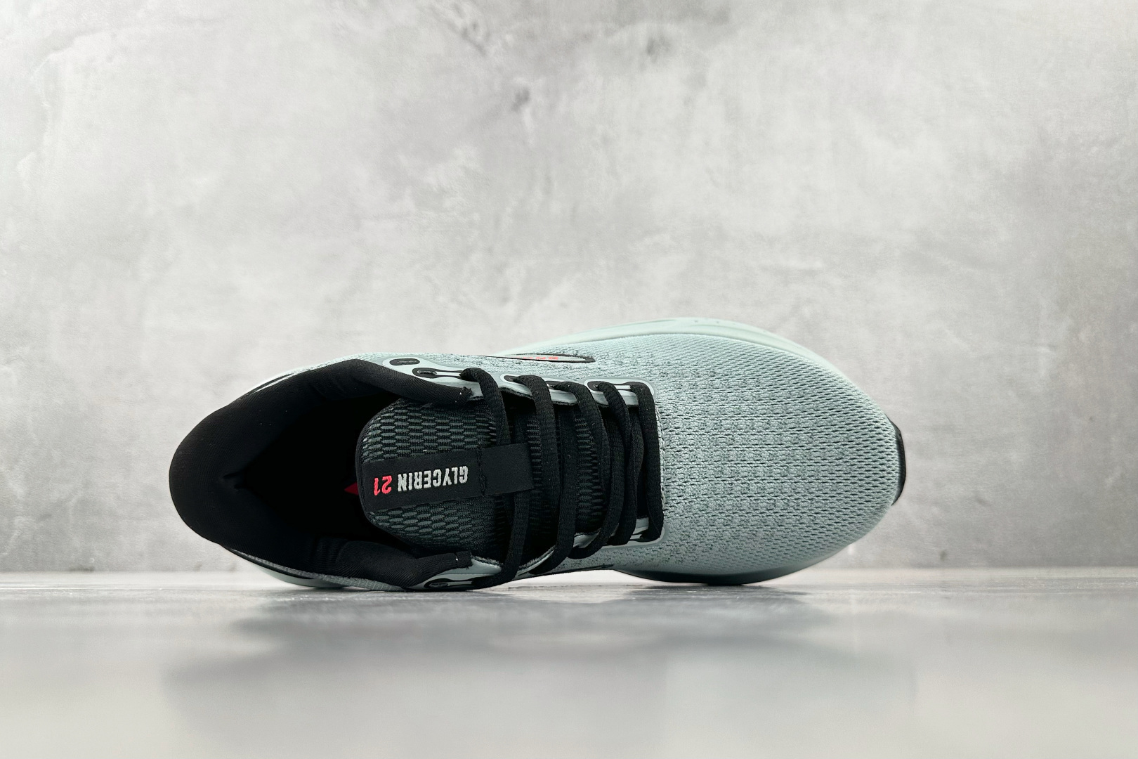 Brooks Basic Shoes White L-s