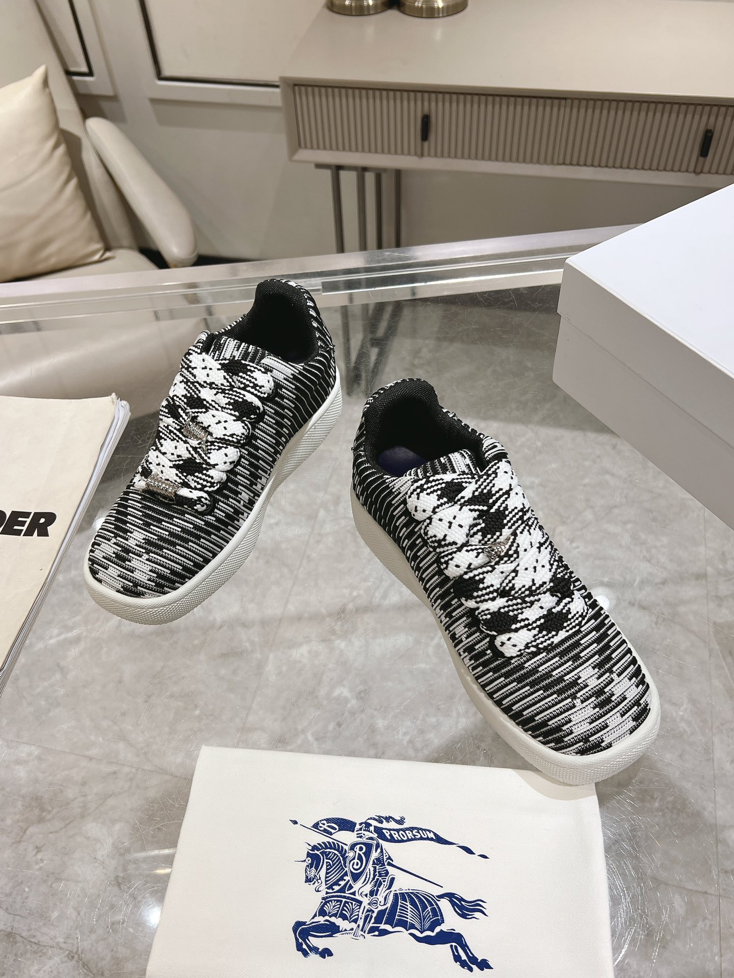 Burberry Male Sneakers M-s