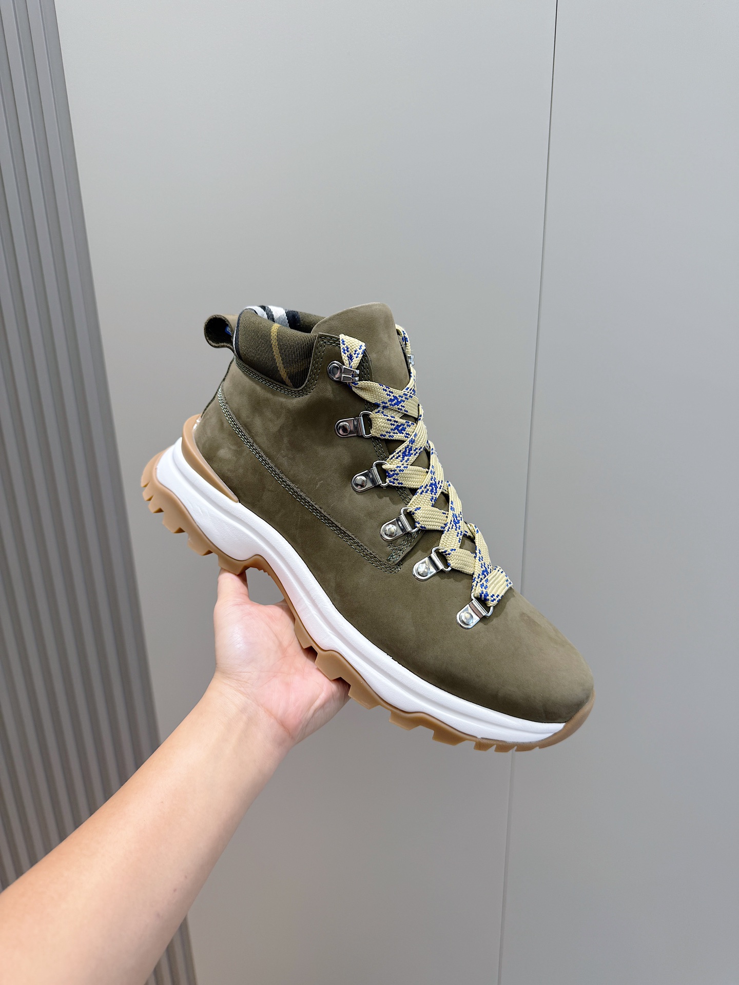 Burberry Male Sneakers S