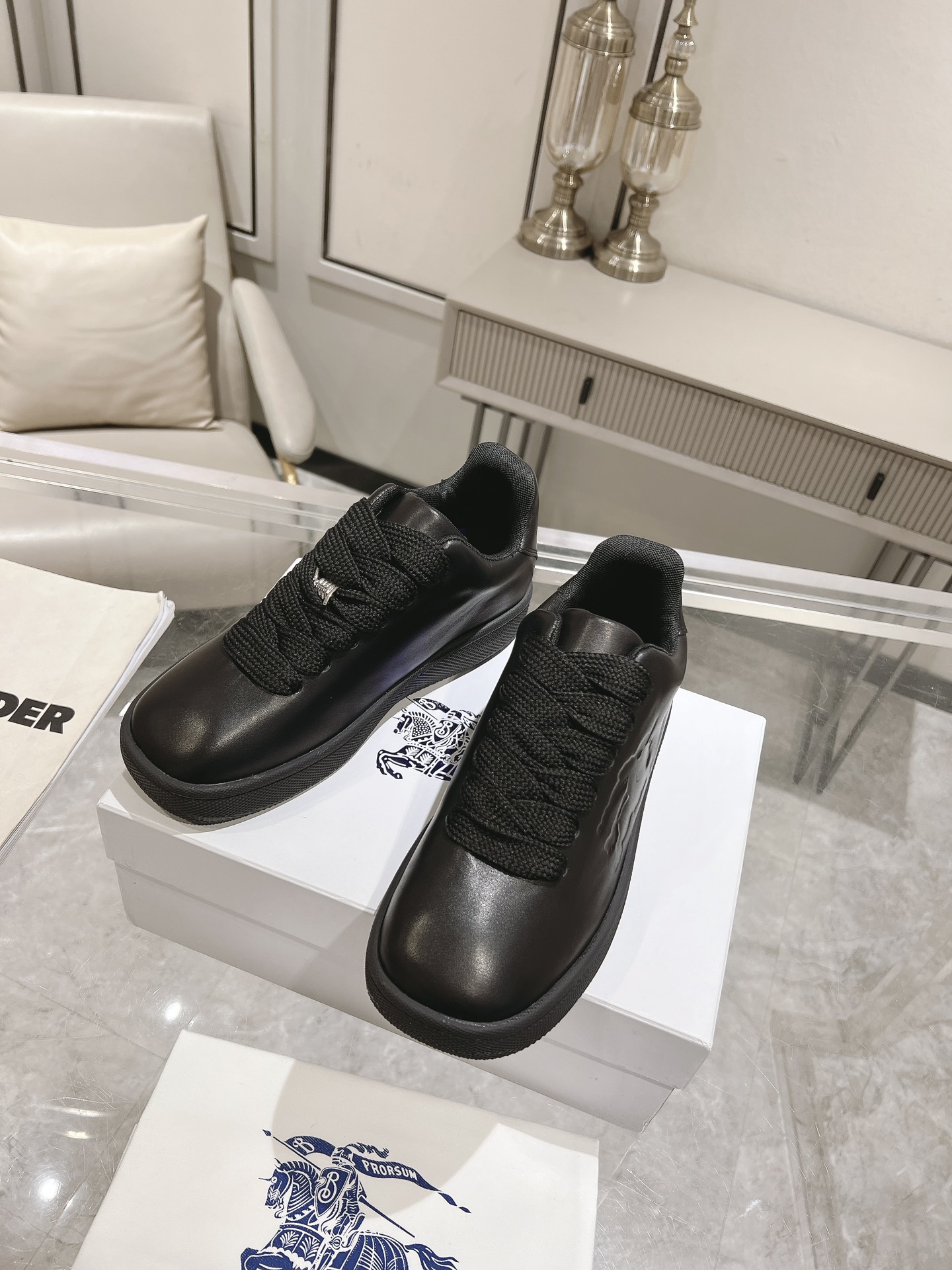 Burberry Male Sneakers M-s