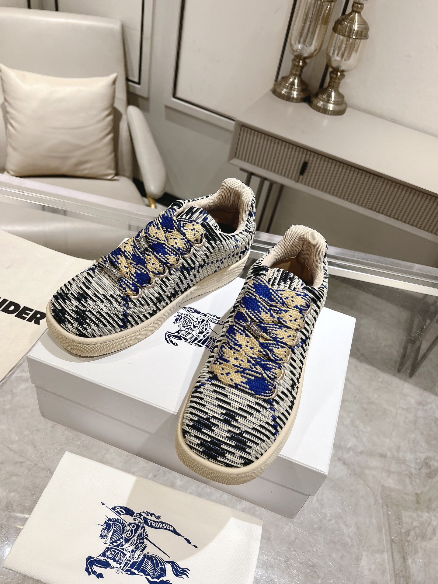 Burberry Male Sneakers M-s