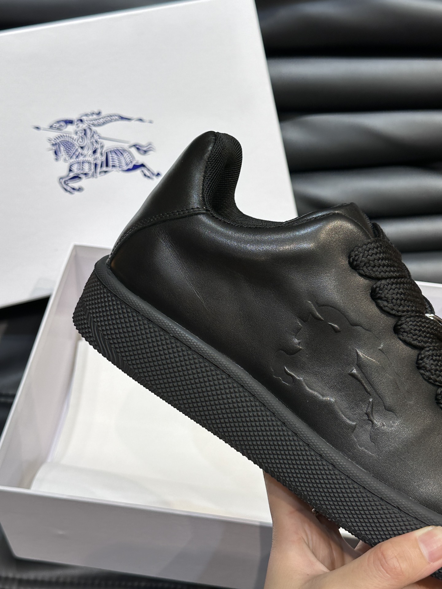 Bally Burberry Male Sneakers M-s