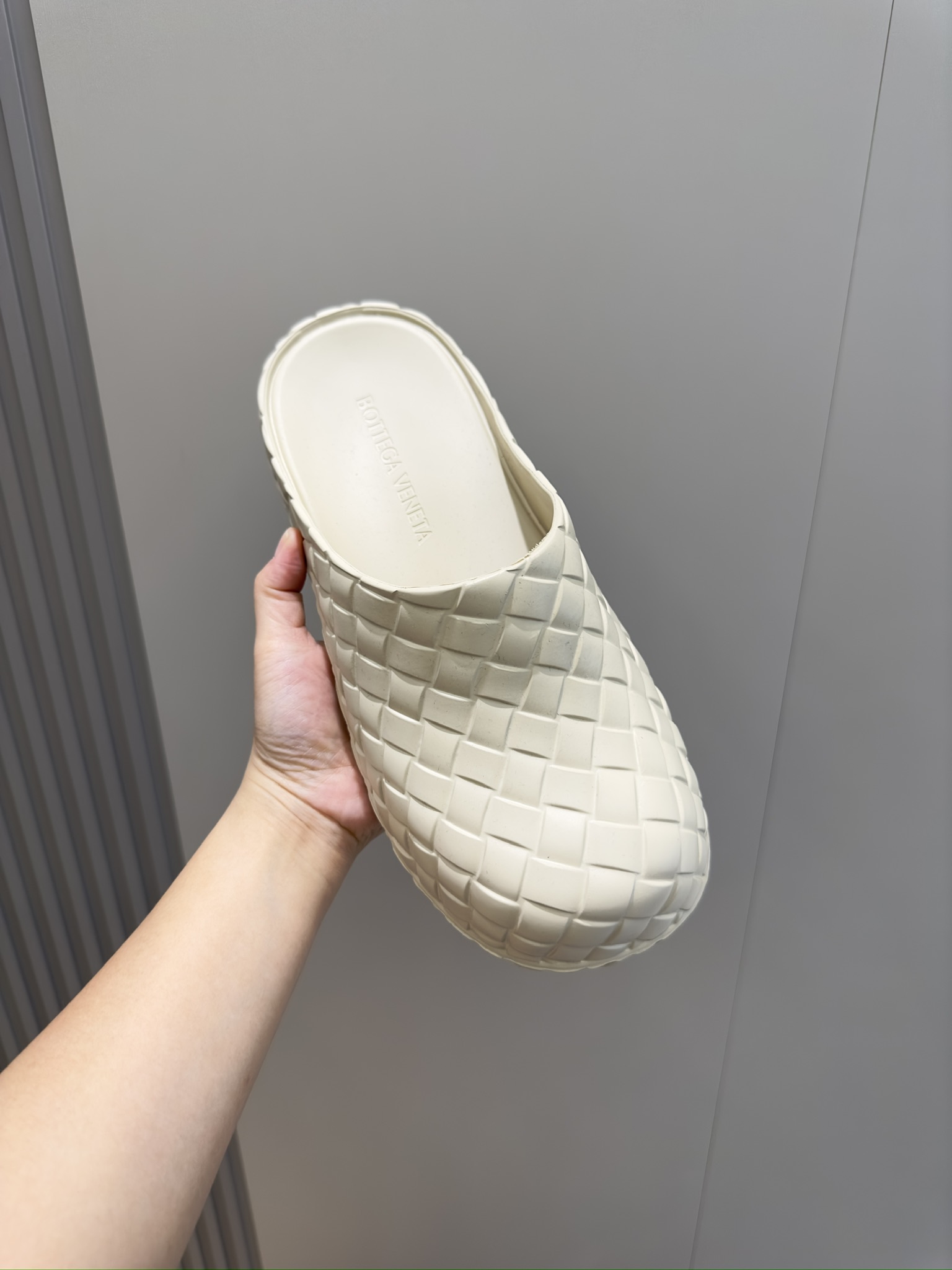 Bottega Veneta Male Sandals S