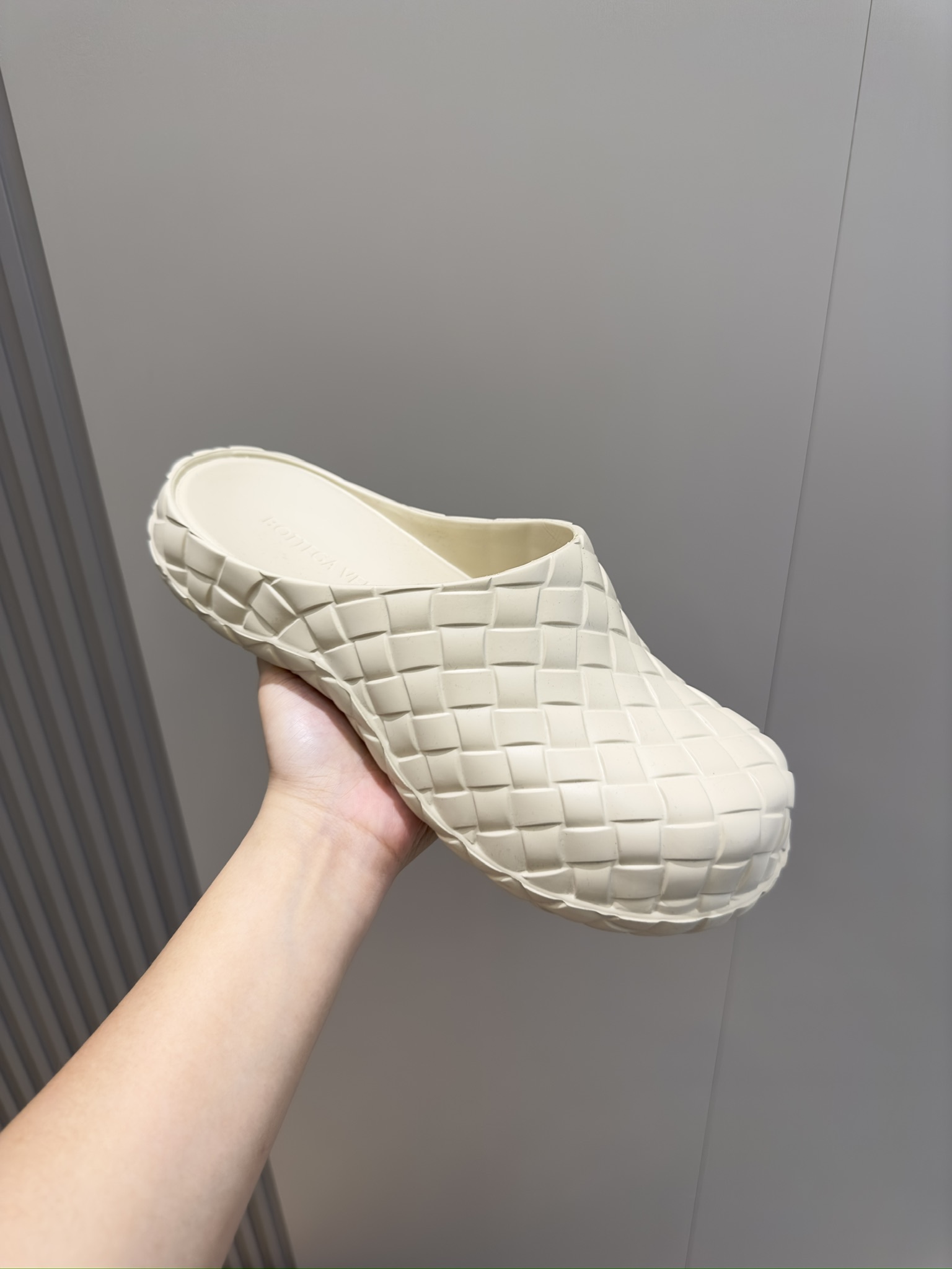 Bottega Veneta Male Sandals S