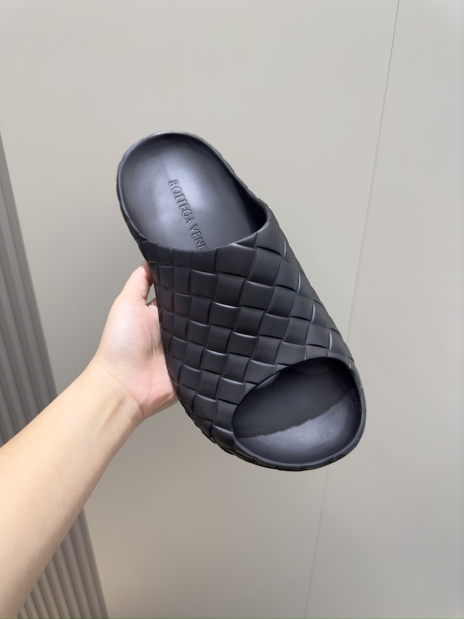 Bottega Veneta Male Sandals S
