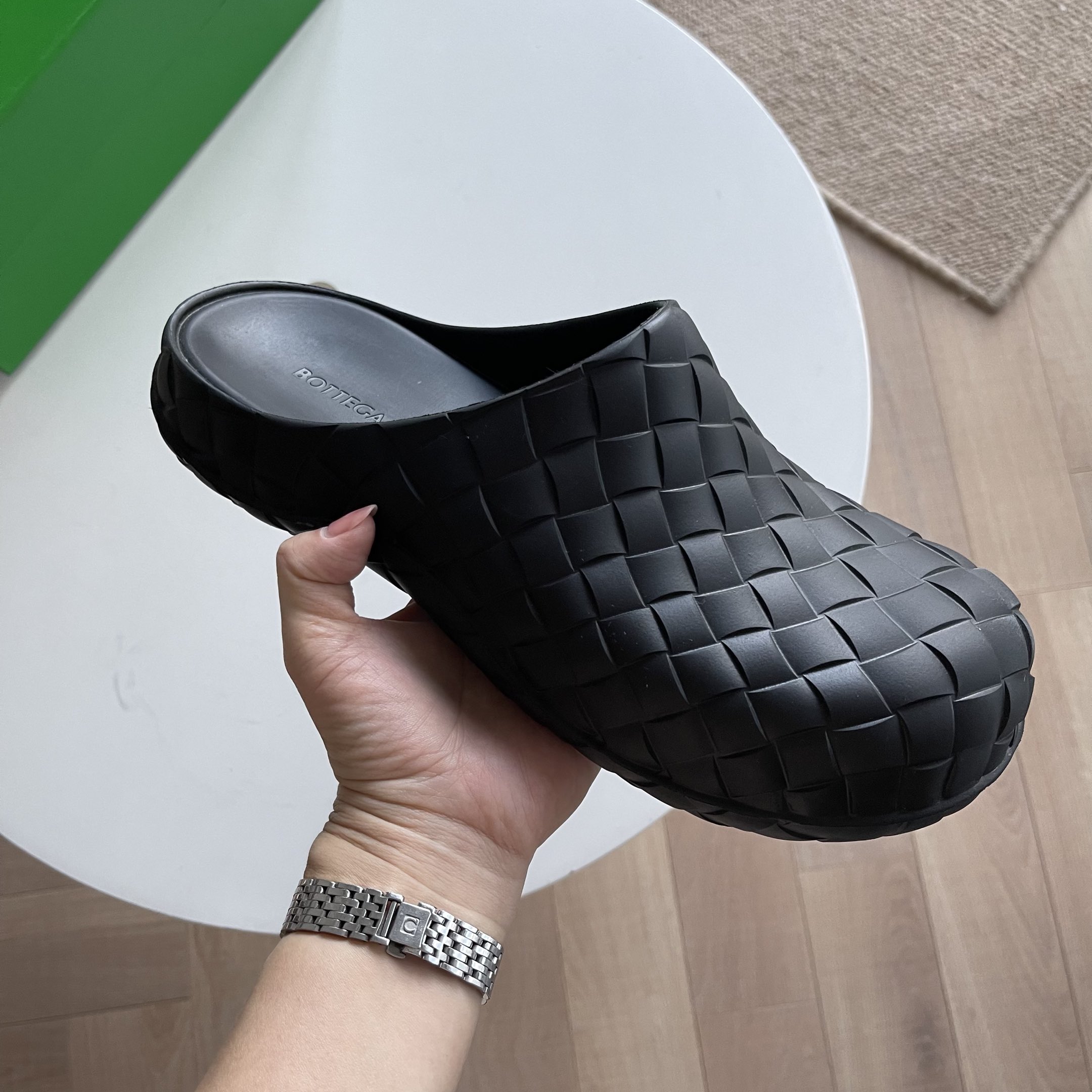 Bottega Veneta Basic Shoes