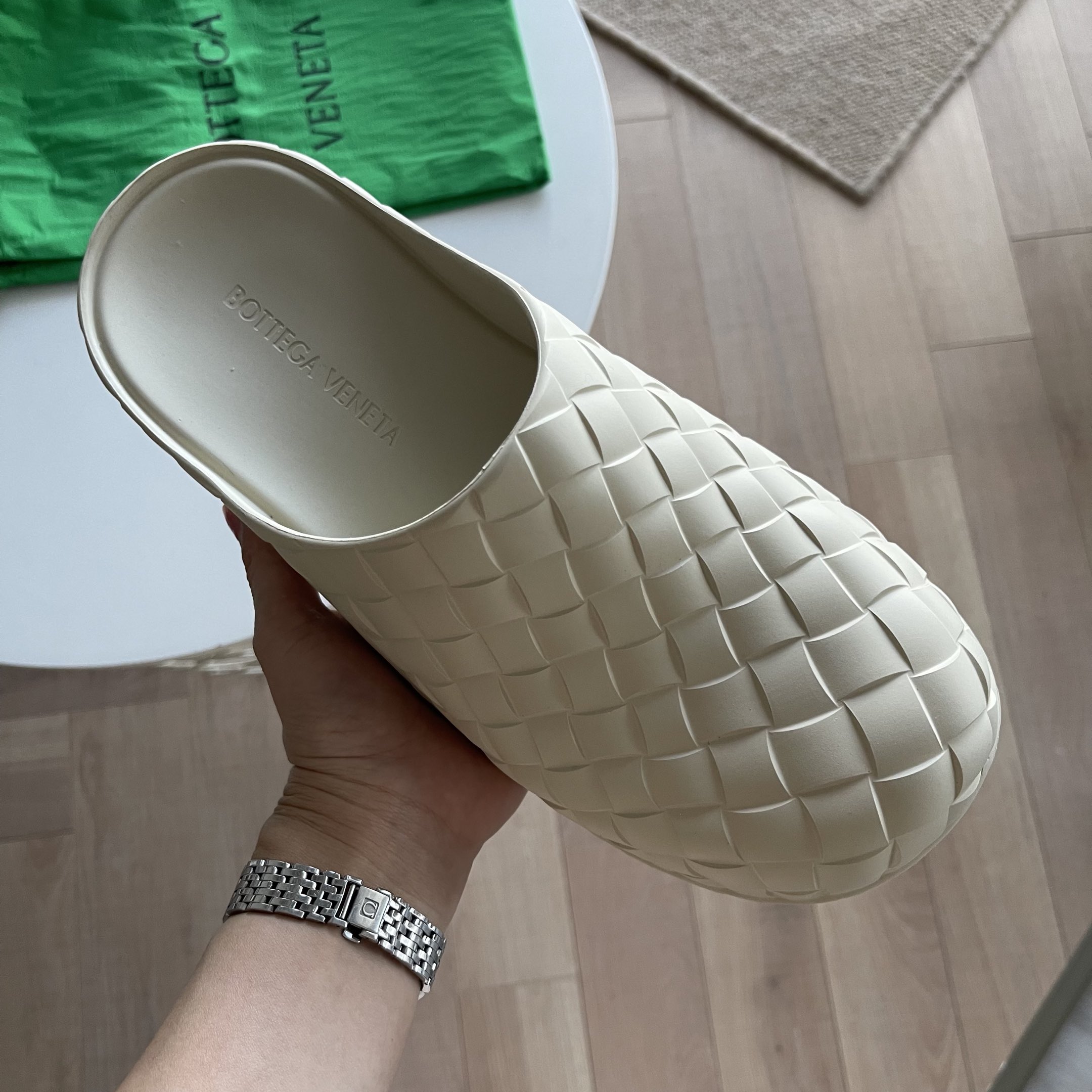 Bottega Veneta Basic Shoes