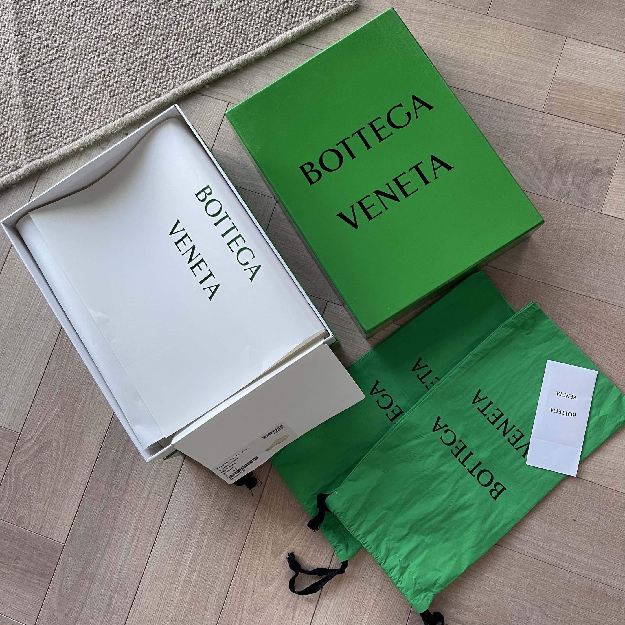 Bottega Veneta Basic Shoes