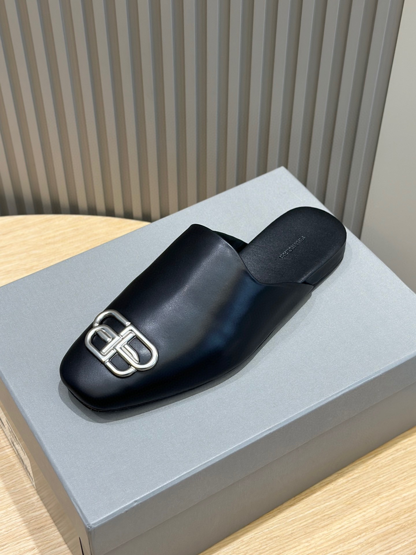 Male Basic Shoes Black S