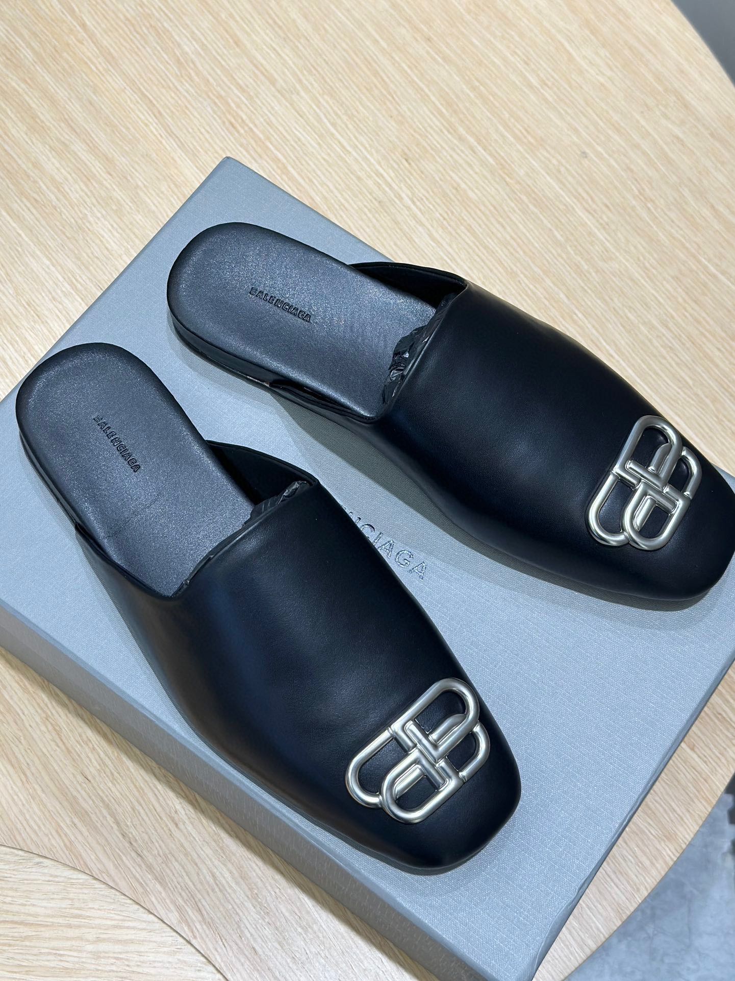 Male Basic Shoes Black S